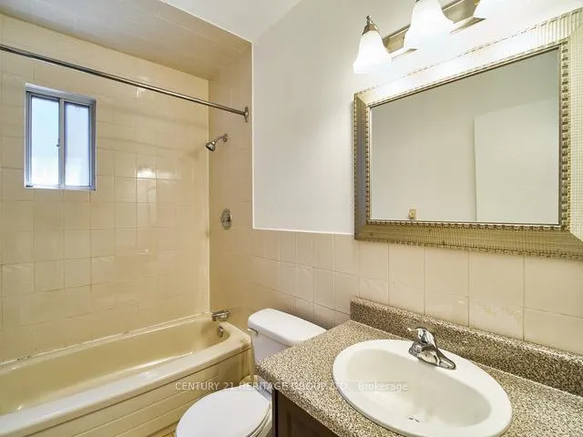 Photo 12 of Unit 3, 1007 Bathurst Street, Toronto, The Annex — HOMEH