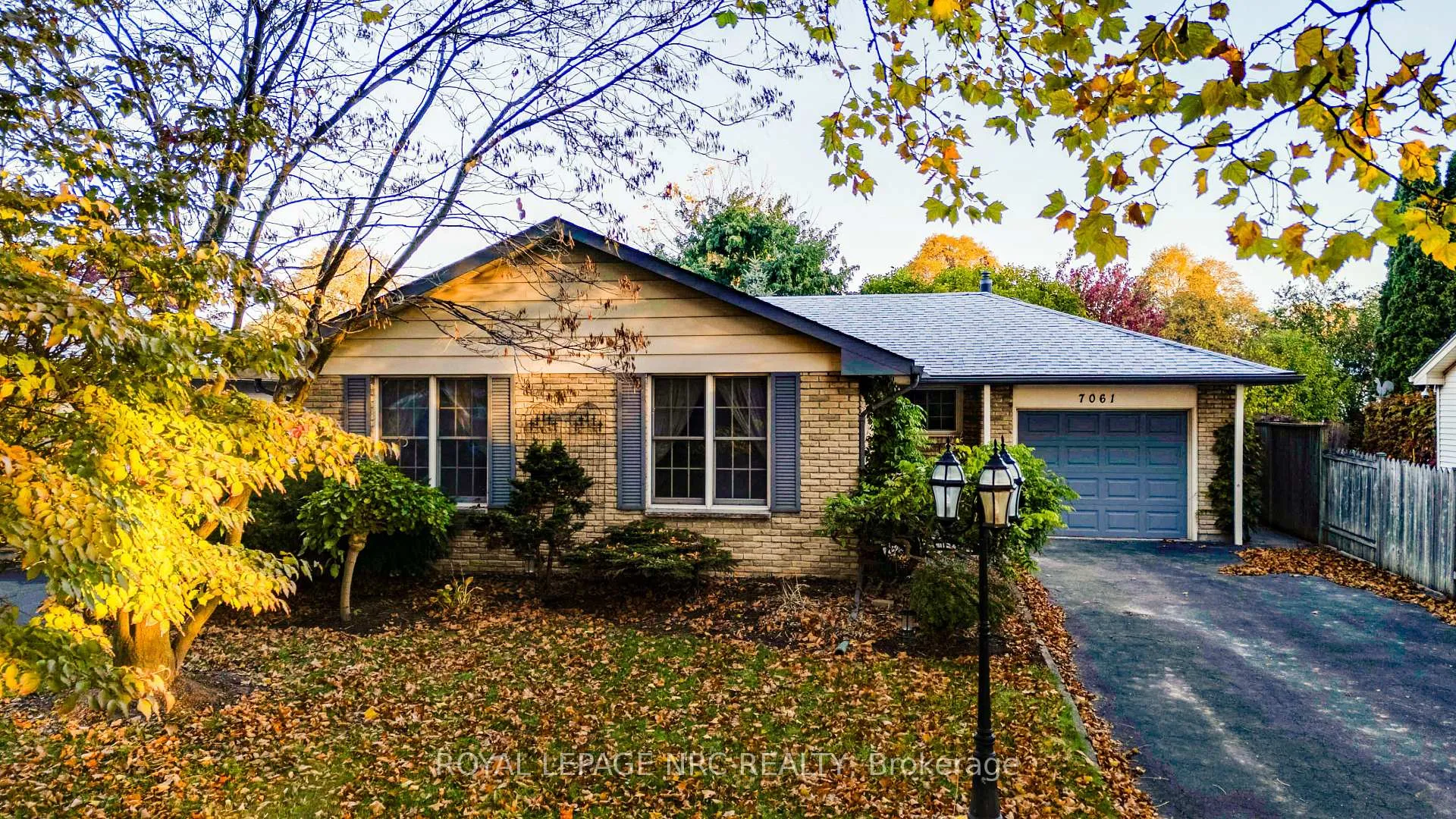 Photo 1 of 7061 Dolphin Street, Niagara Falls, Morrison — HOMEH
