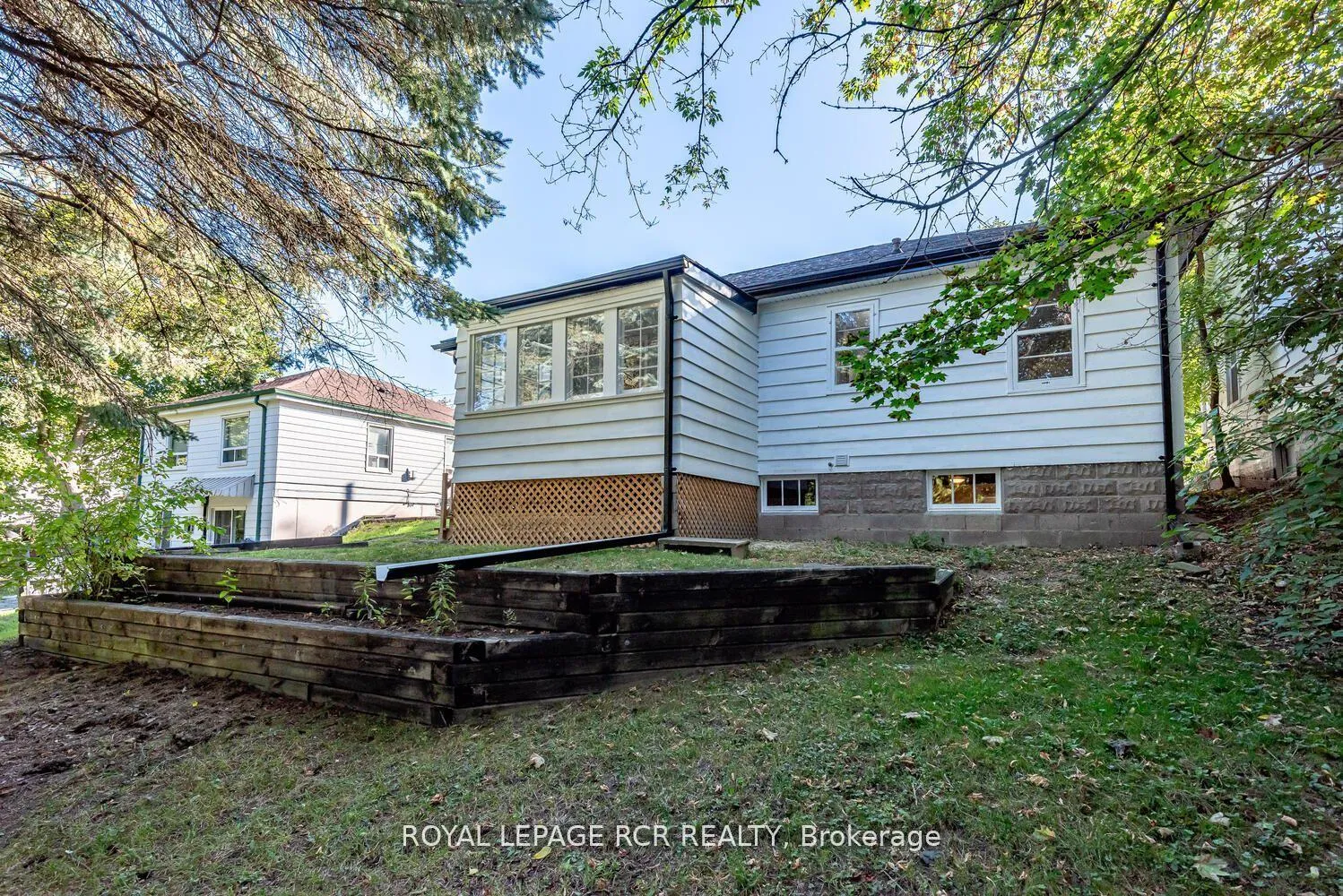 Photo 29 of 16948 Bayview Avenue, Newmarket, Central Newmarket — HOMEH