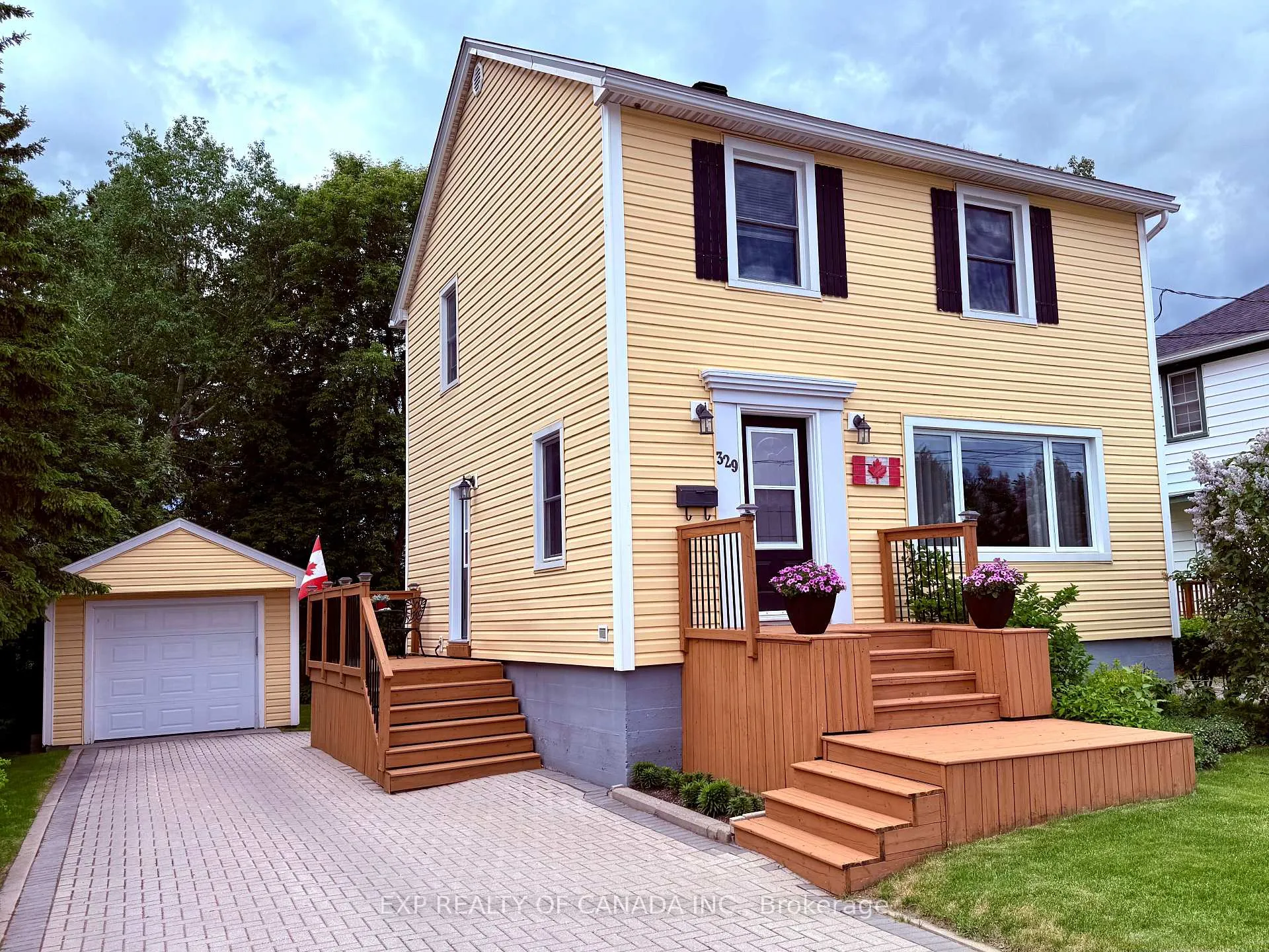 Photo 2 of 329 Tamarack Street, Timmins, TNE - Hill District — HOMEH
