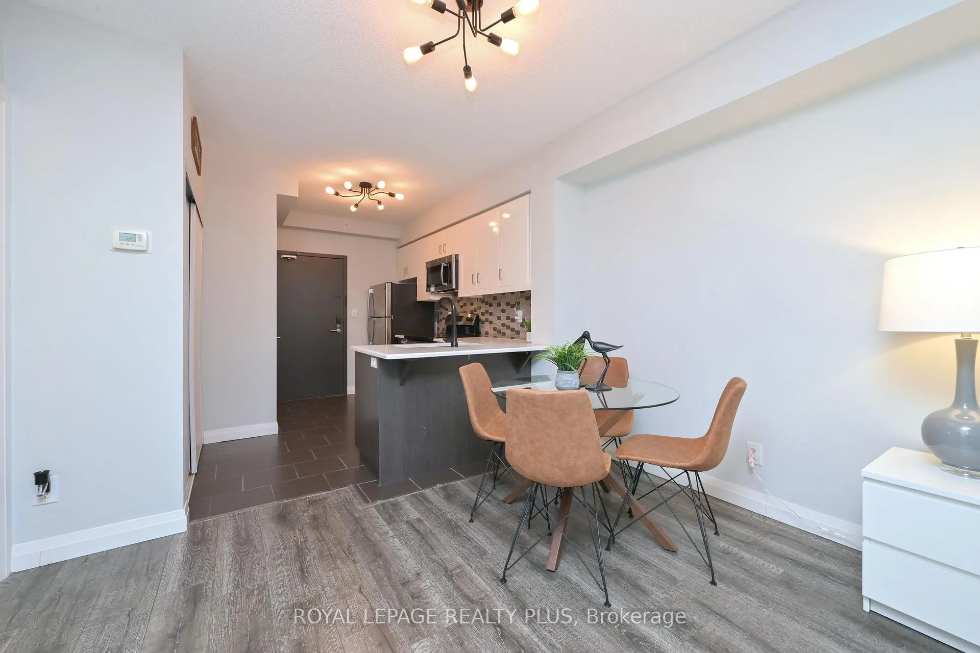 Photo 10 of Unit 614, 53 Arthur Street S, Guelph, St. Patrick's Ward — HOMEH