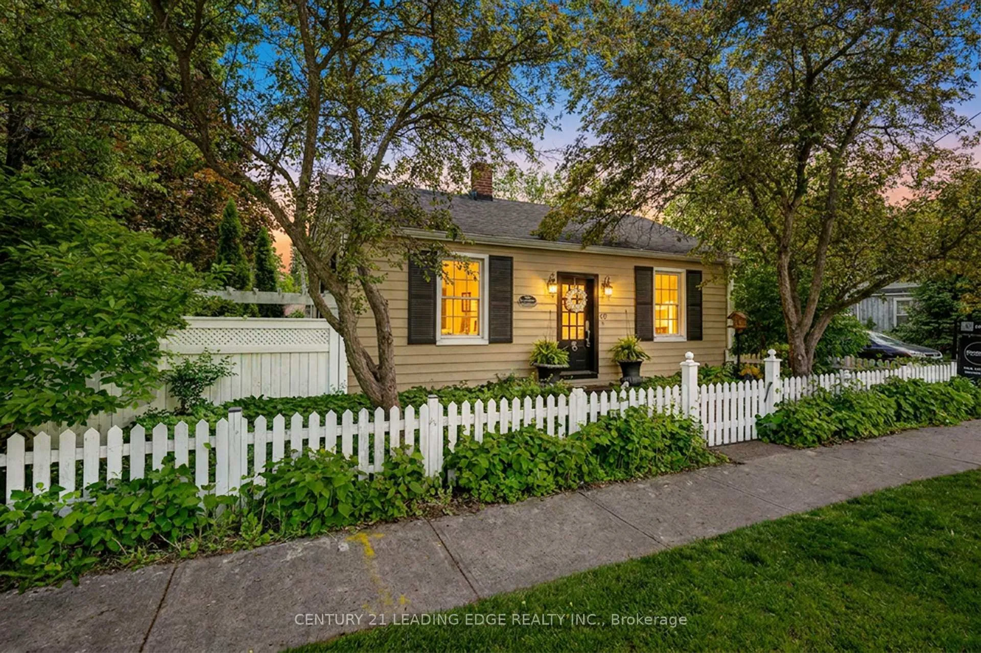 Photo 2 of 49 Church Street, Markham, Old Markham Village — HOMEH