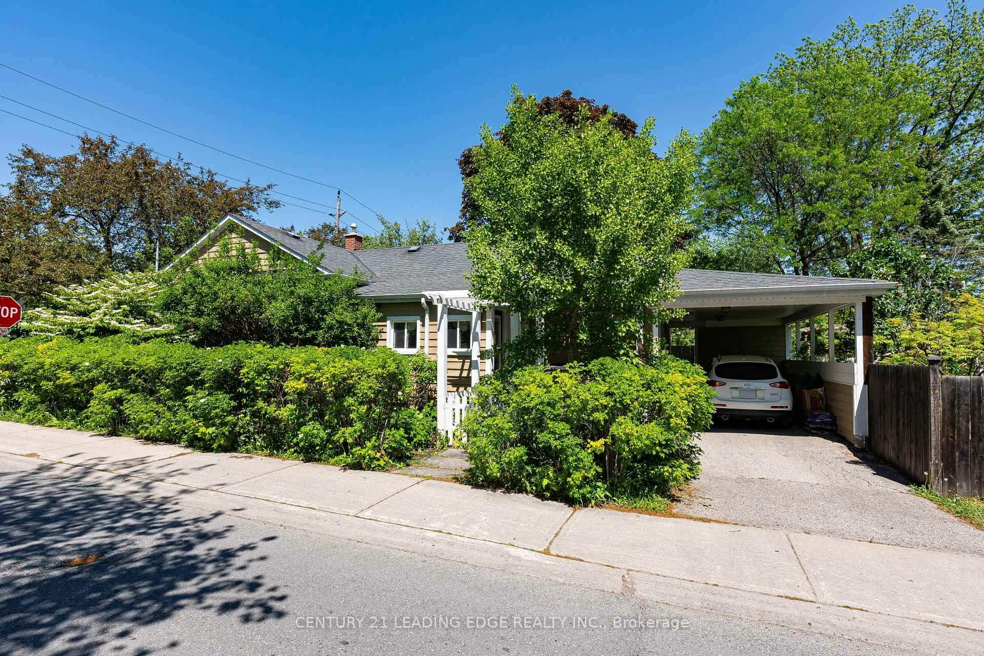 Photo 3 of 49 Church Street, Markham, Old Markham Village — HOMEH