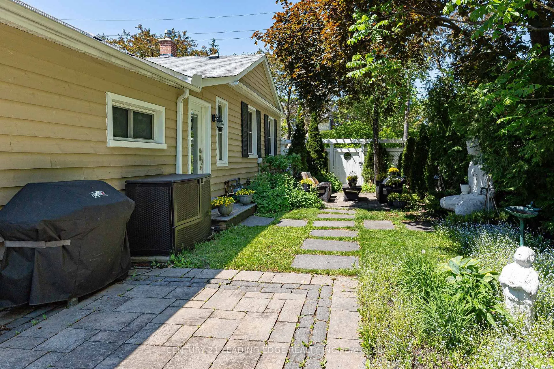 Photo 31 of 49 Church Street, Markham, Old Markham Village — HOMEH
