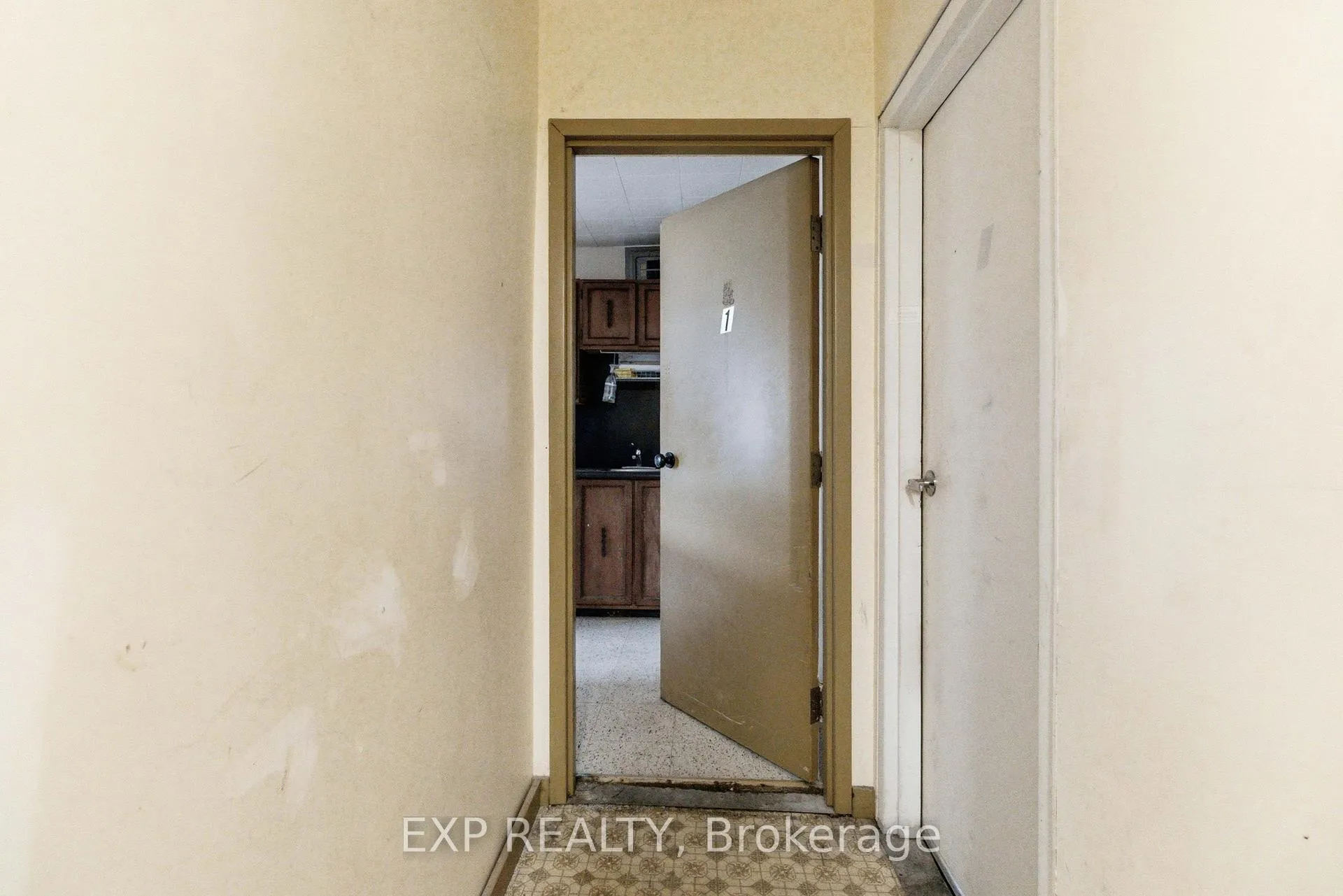 Photo 6 of Unit 1, 20 Colborne Street S, Norfolk, Simcoe — HOMEH