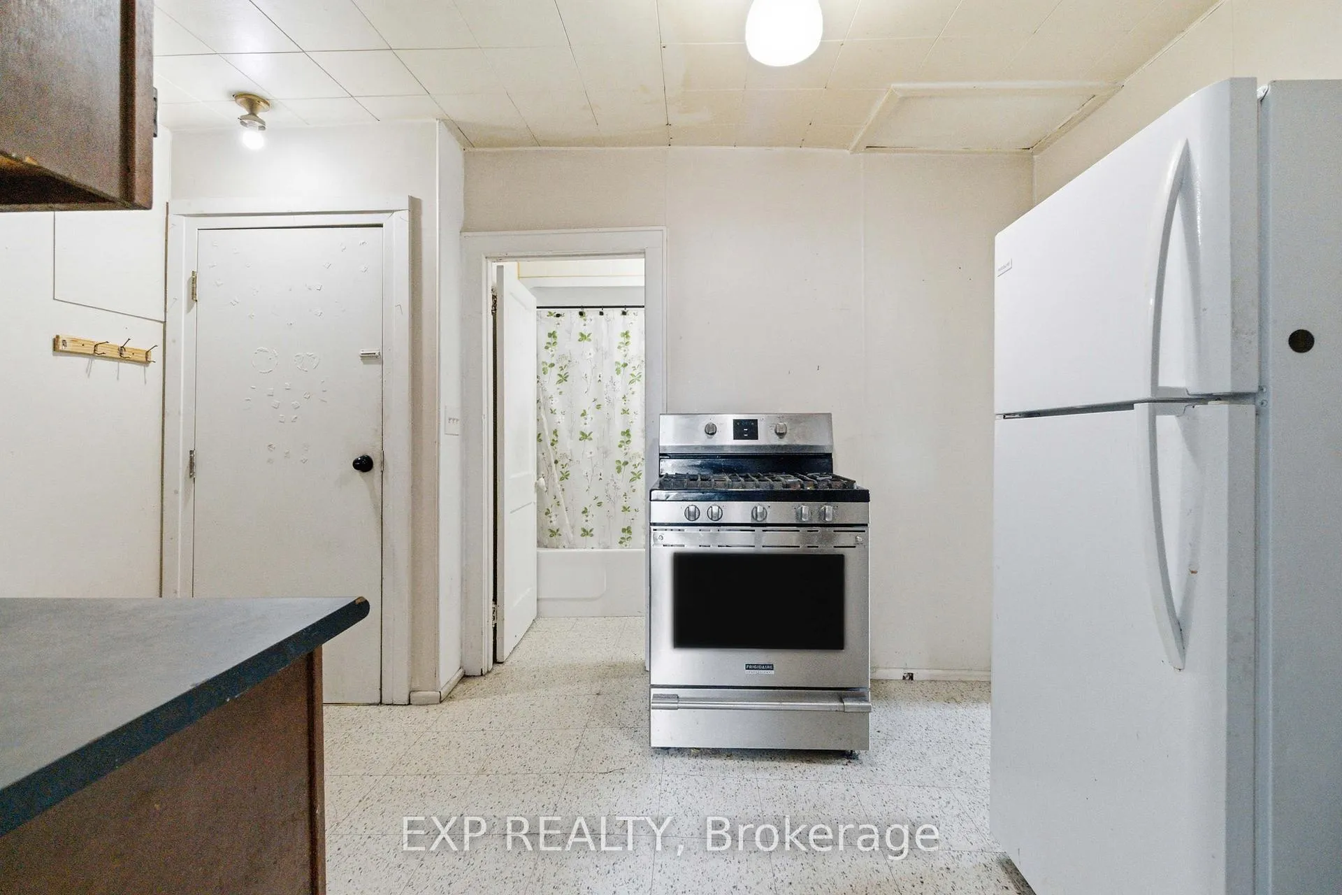 Photo 22 of Unit 1, 20 Colborne Street S, Norfolk, Simcoe — HOMEH