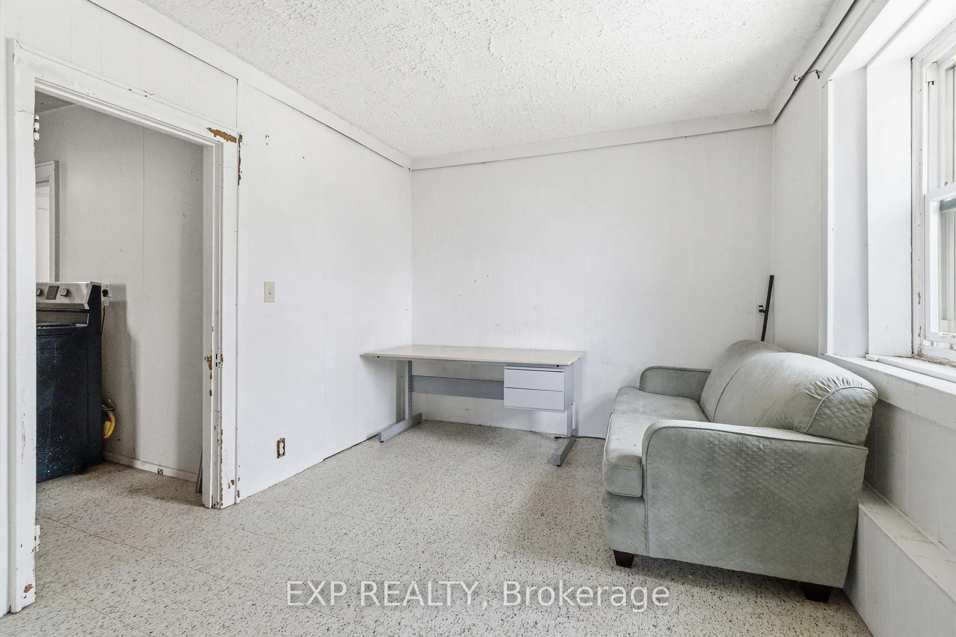 Photo 27 of Unit 1, 20 Colborne Street S, Norfolk, Simcoe — HOMEH