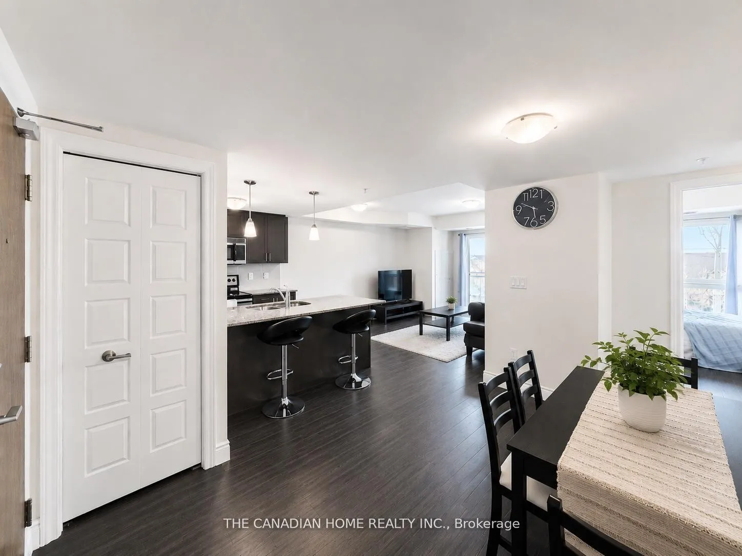 Photo 4 of Unit 207, 17 Kay Crescent, Guelph, Pineridge/Westminster Woods — HOMEH
