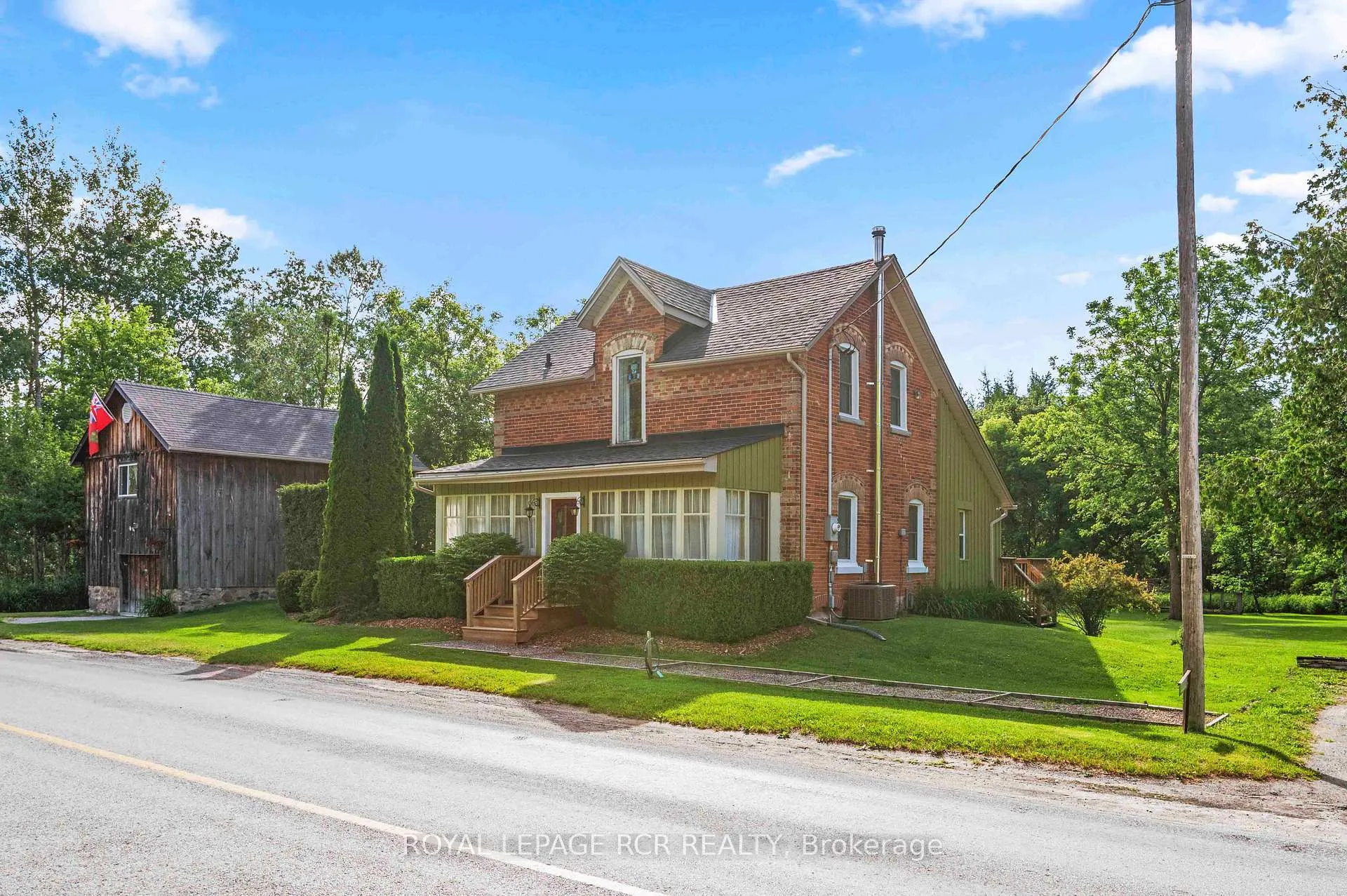 Front of 022021 E Gara-Erin Townline