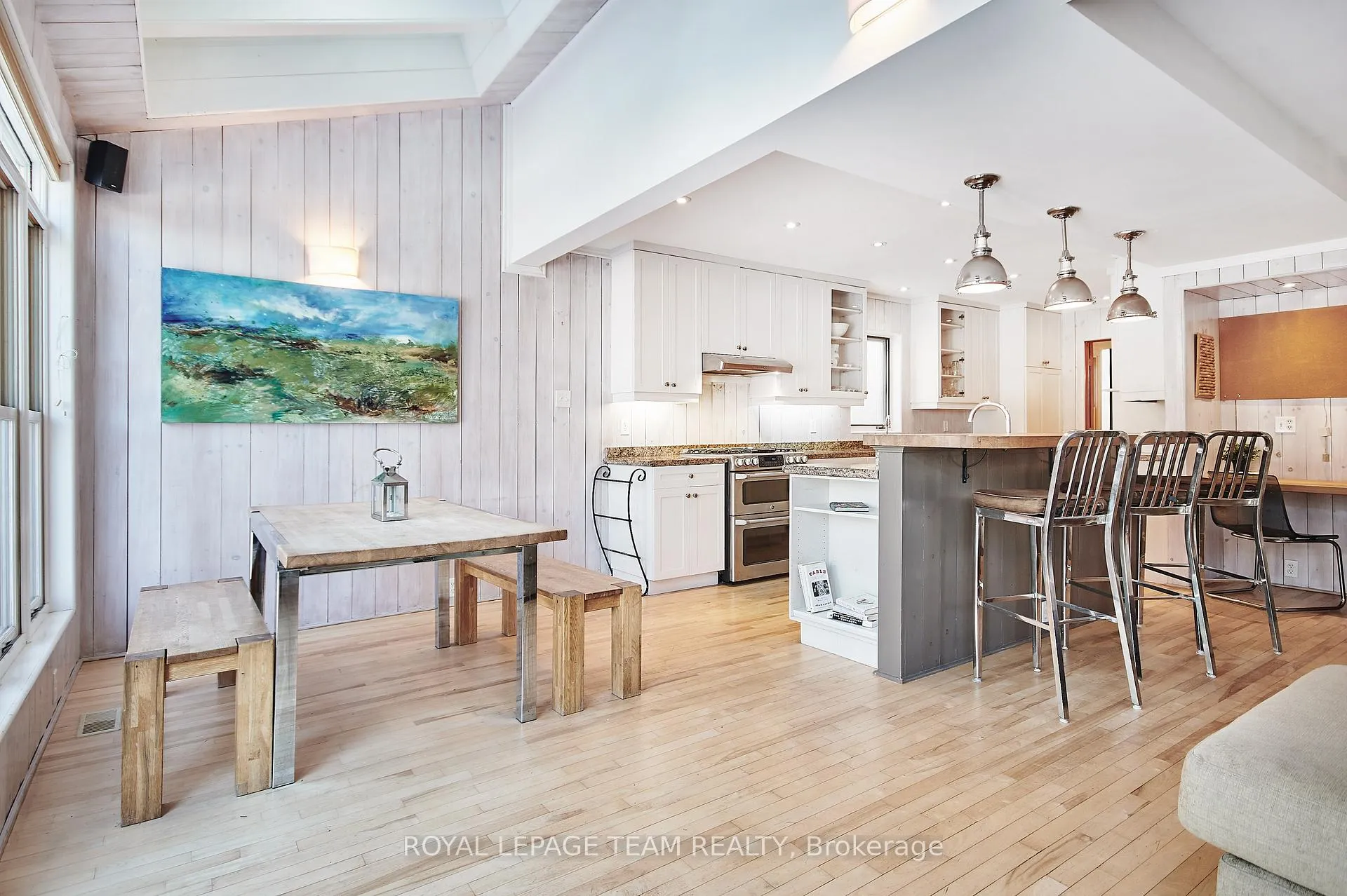 Photo 20 of 108 Stanley Avenue, Ottawa, New Edinburgh — HOMEH