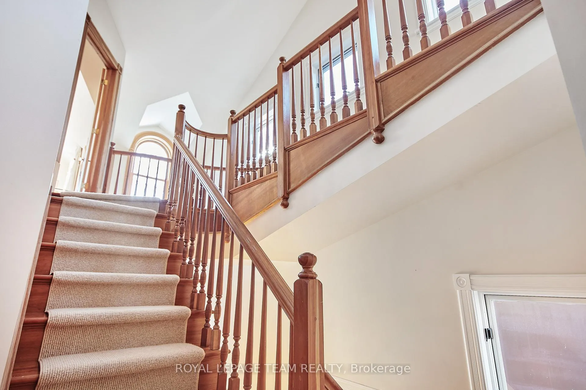 Photo 23 of 108 Stanley Avenue, Ottawa, New Edinburgh — HOMEH