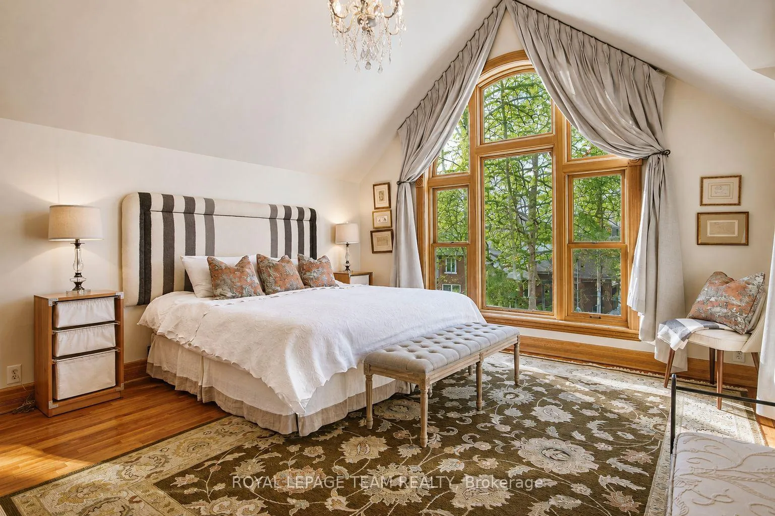 Photo 31 of 108 Stanley Avenue, Ottawa, New Edinburgh — HOMEH