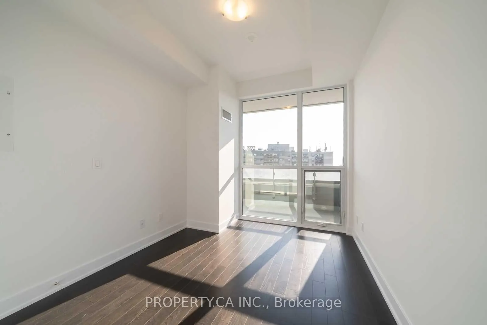 Photo 9 of Unit 2005, 181 Bedford Road, Toronto, The Annex — HOMEH