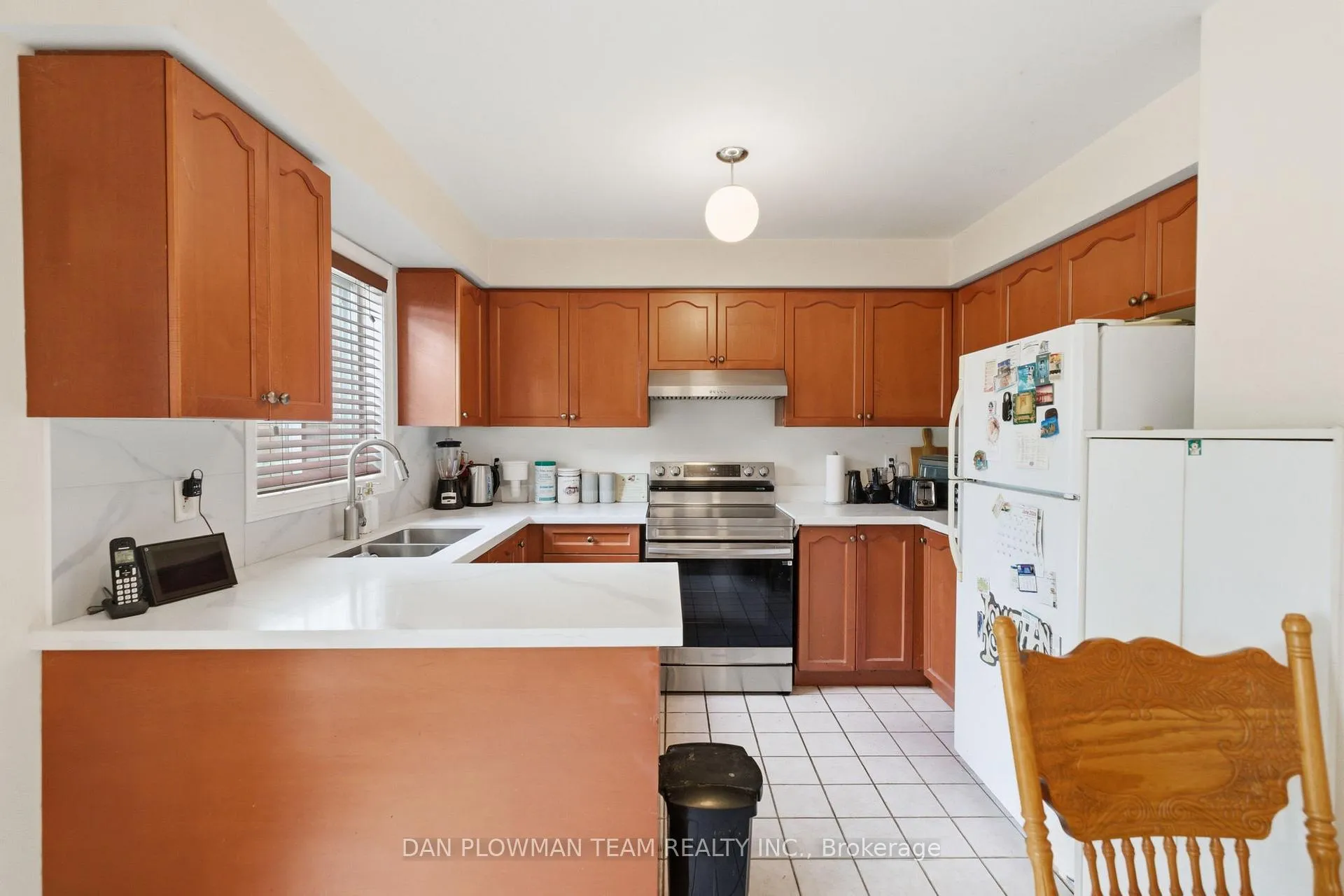 Photo 16 of 229 Huntington Crescent, Clarington, Courtice — HOMEH