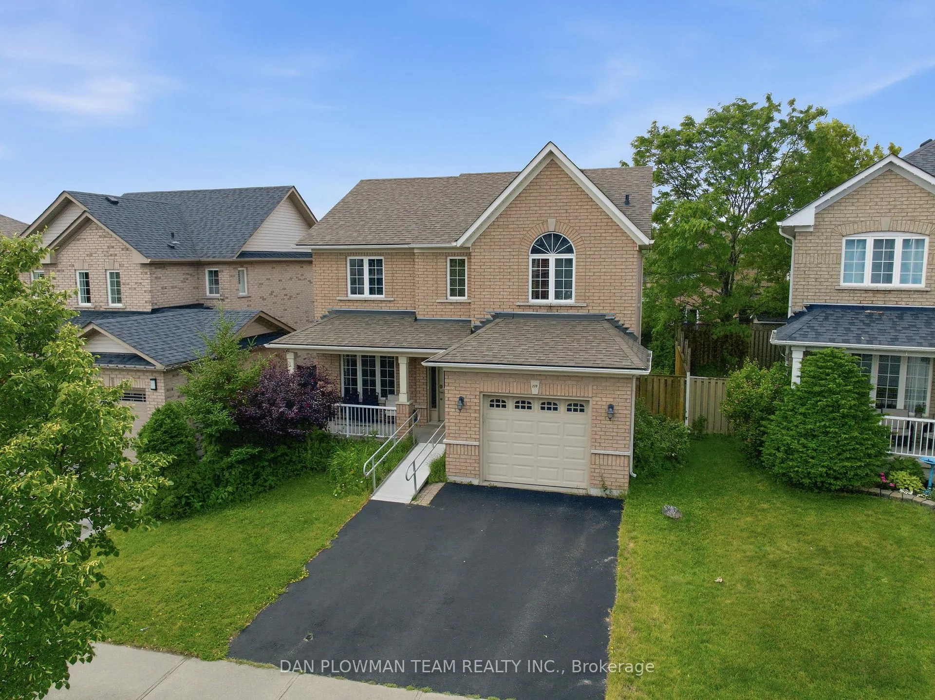 Photo 26 of 229 Huntington Crescent, Clarington, Courtice — HOMEH