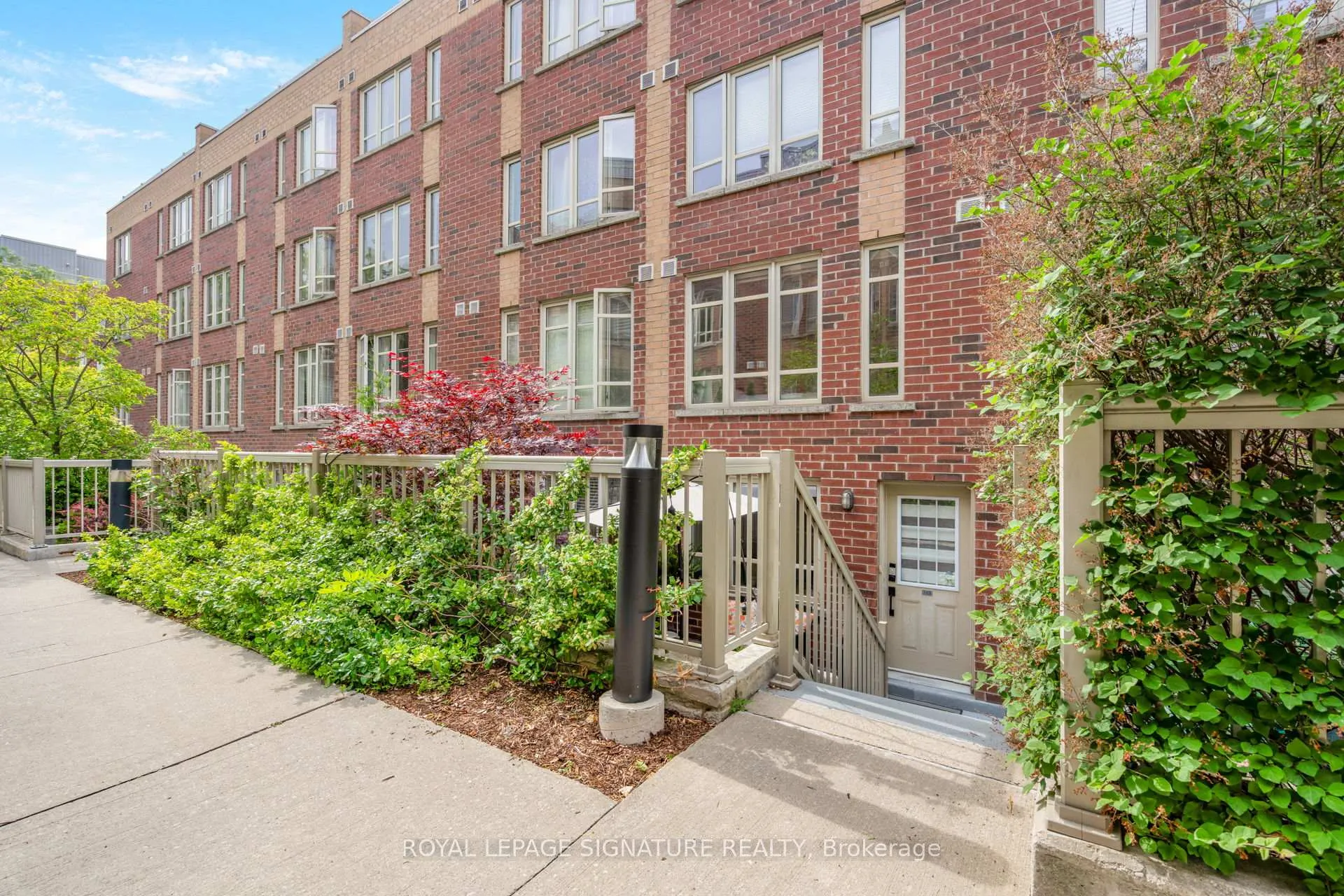 Photo 2 of Unit 163, 351 Wallace Avenue, Toronto, Dovercourt-Wallace Emerson-Junction — HOMEH