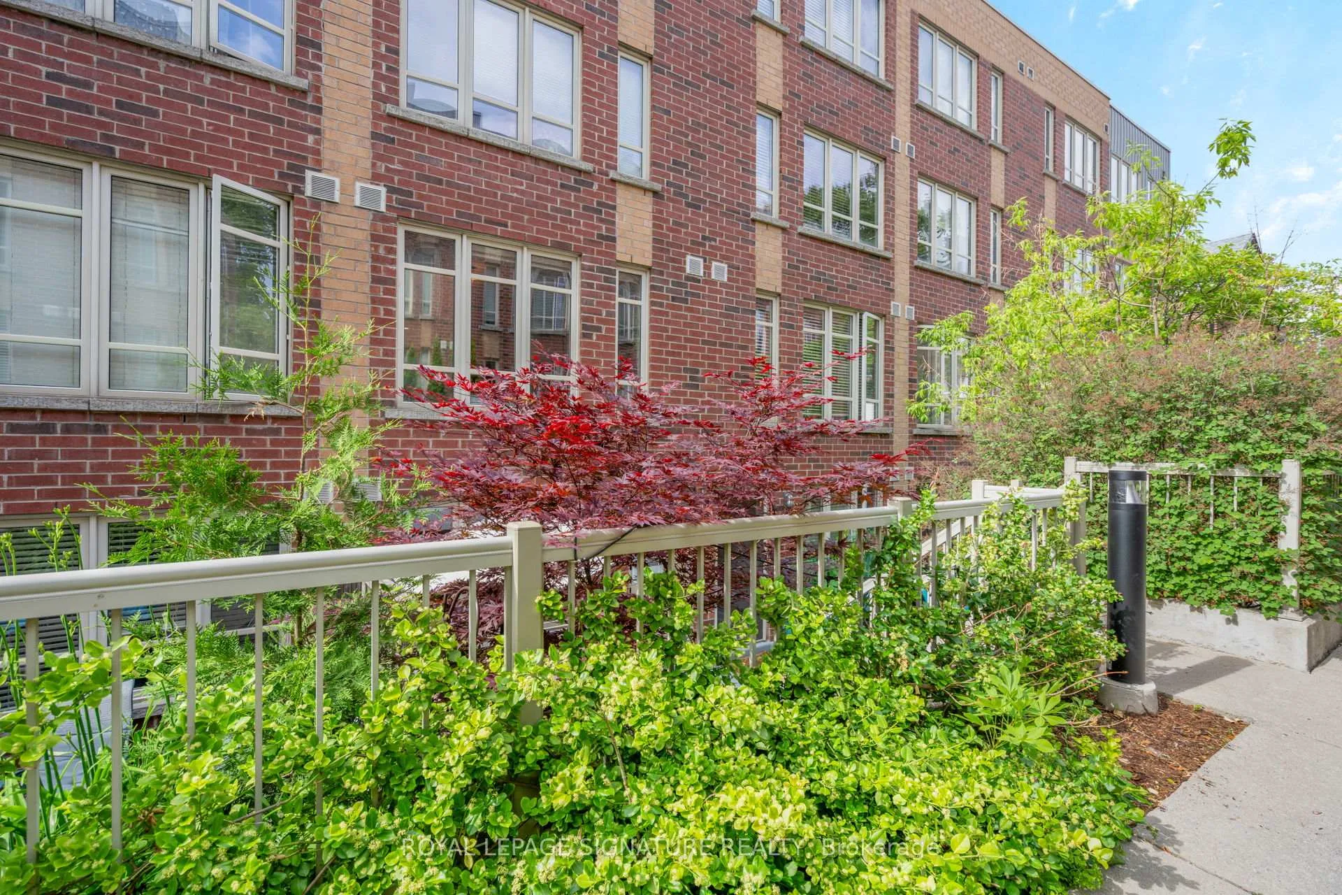 Photo 3 of Unit 163, 351 Wallace Avenue, Toronto, Dovercourt-Wallace Emerson-Junction — HOMEH