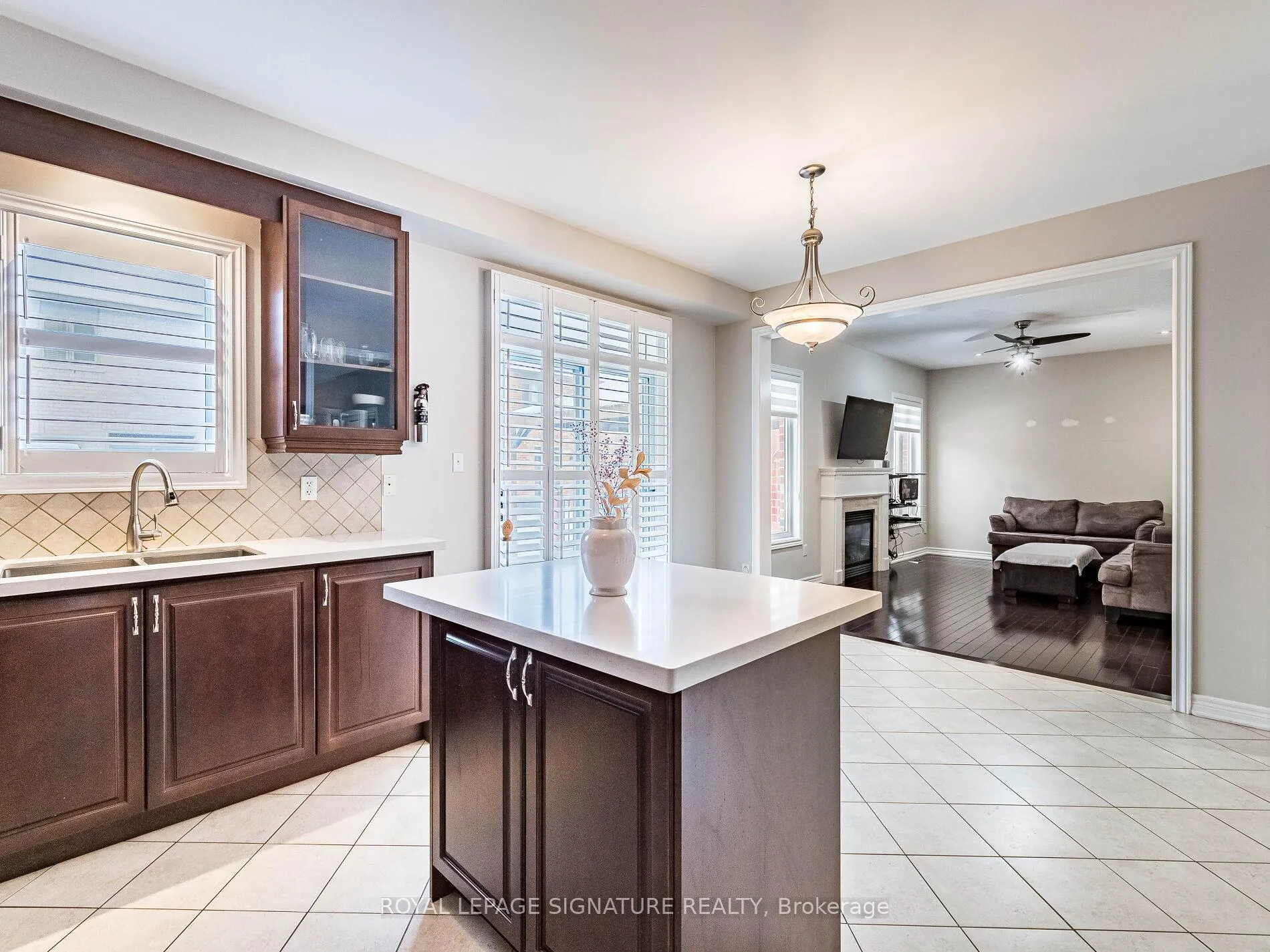 Photo 12 of 27 Permafrost Drive, Brampton, Sandringham-Wellington — HOMEH