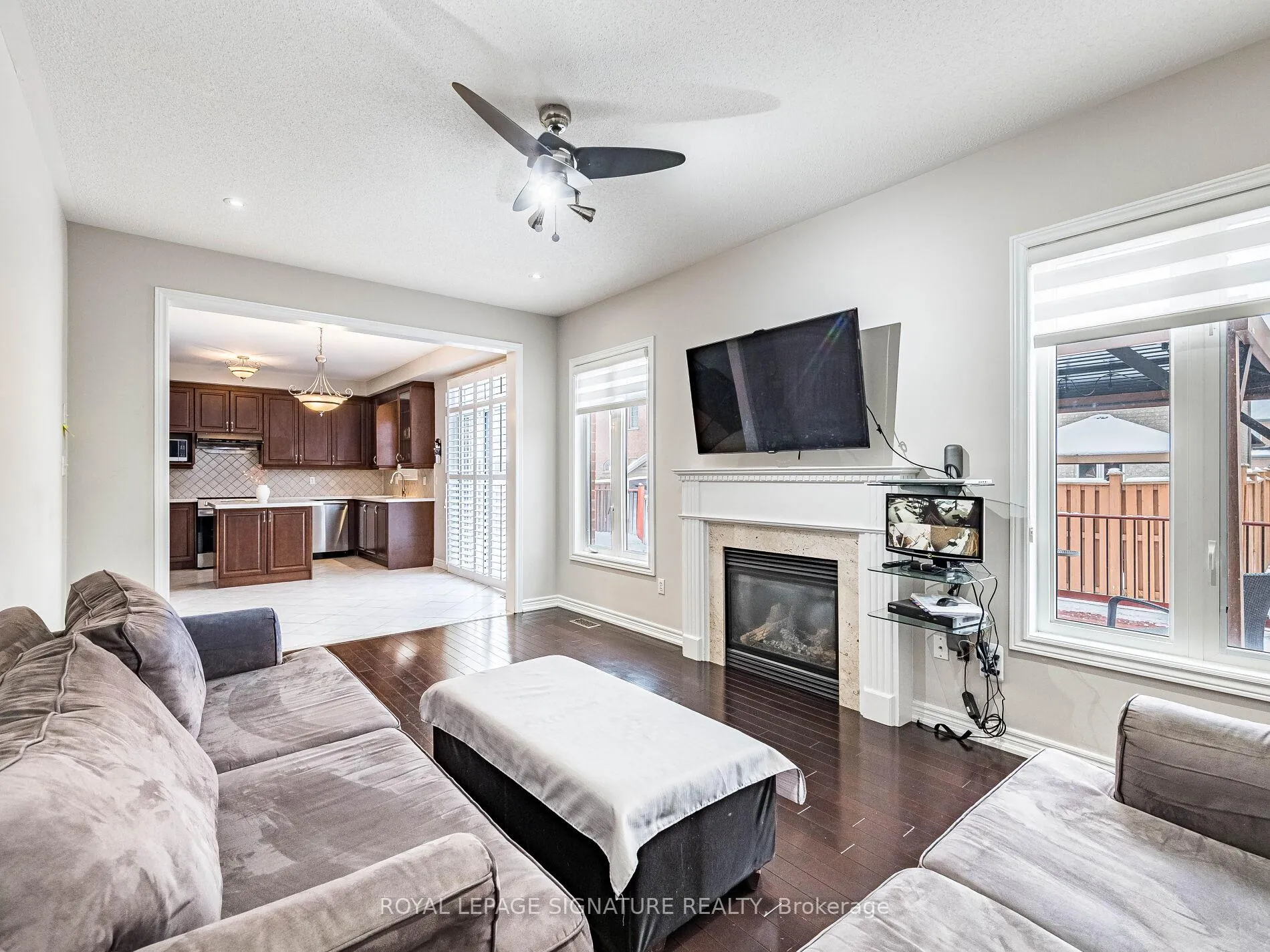 Photo 17 of 27 Permafrost Drive, Brampton, Sandringham-Wellington — HOMEH