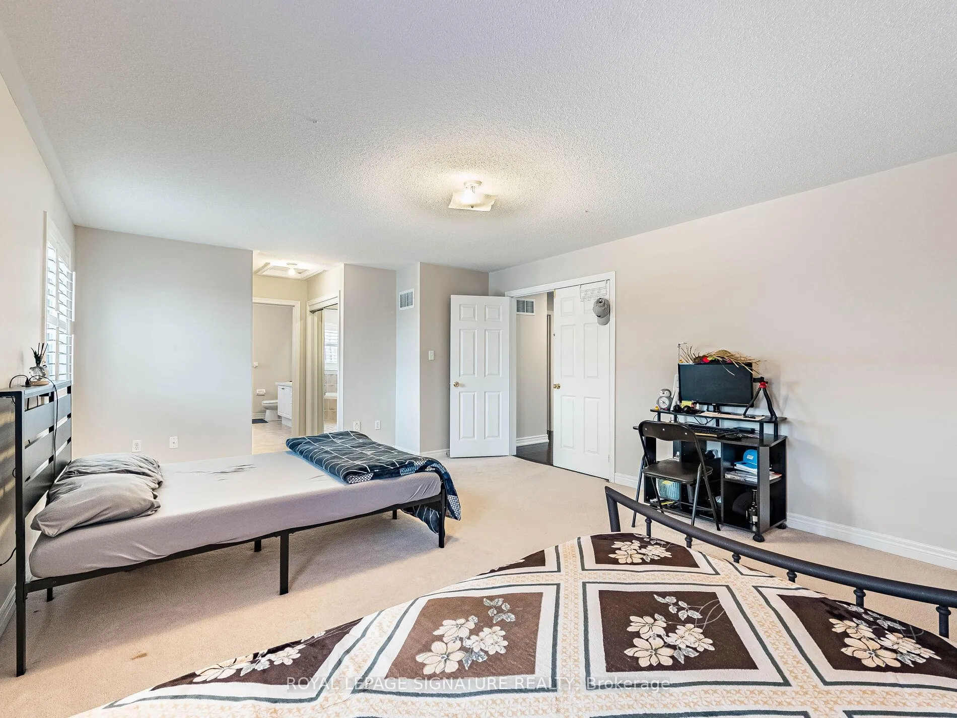 Photo 23 of 27 Permafrost Drive, Brampton, Sandringham-Wellington — HOMEH