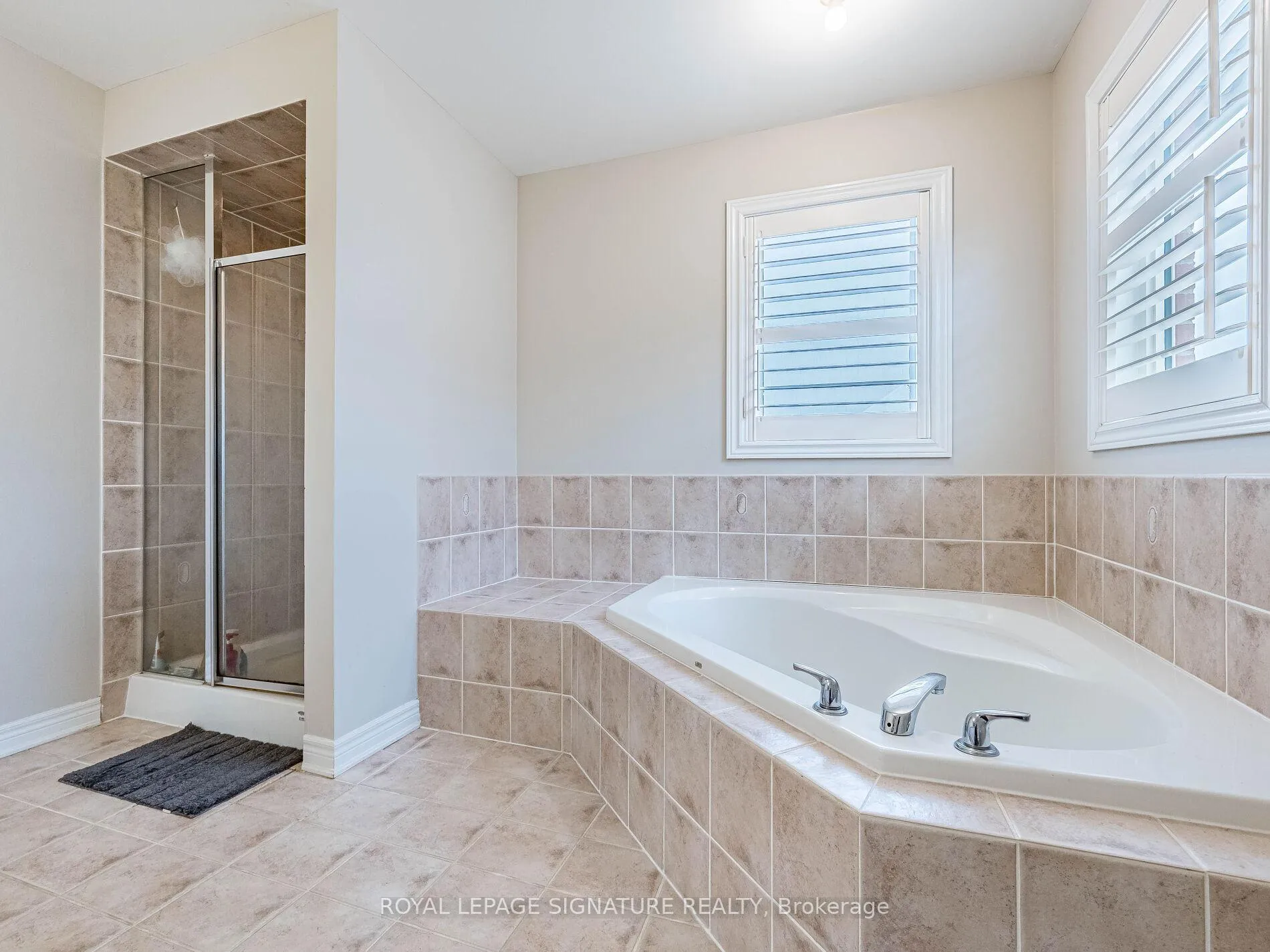 Photo 27 of 27 Permafrost Drive, Brampton, Sandringham-Wellington — HOMEH