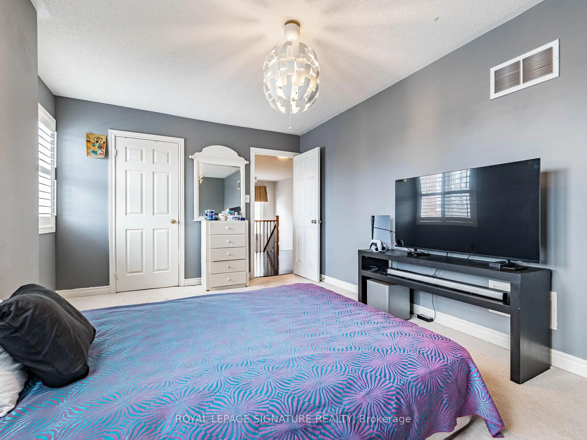 Photo 31 of 27 Permafrost Drive, Brampton, Sandringham-Wellington — HOMEH