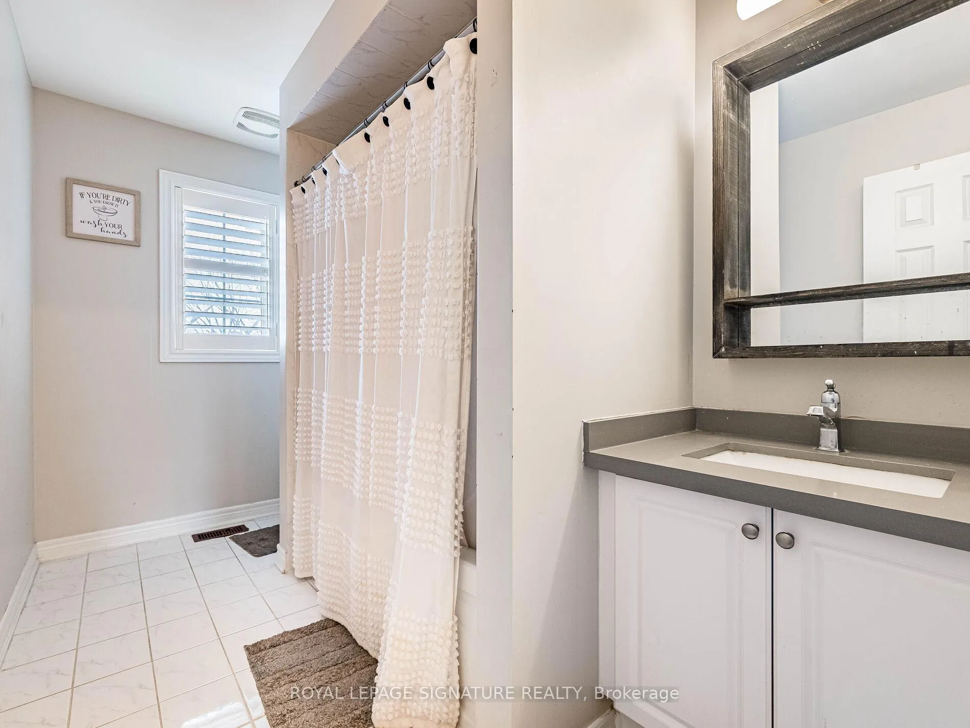 Photo 32 of 27 Permafrost Drive, Brampton, Sandringham-Wellington — HOMEH