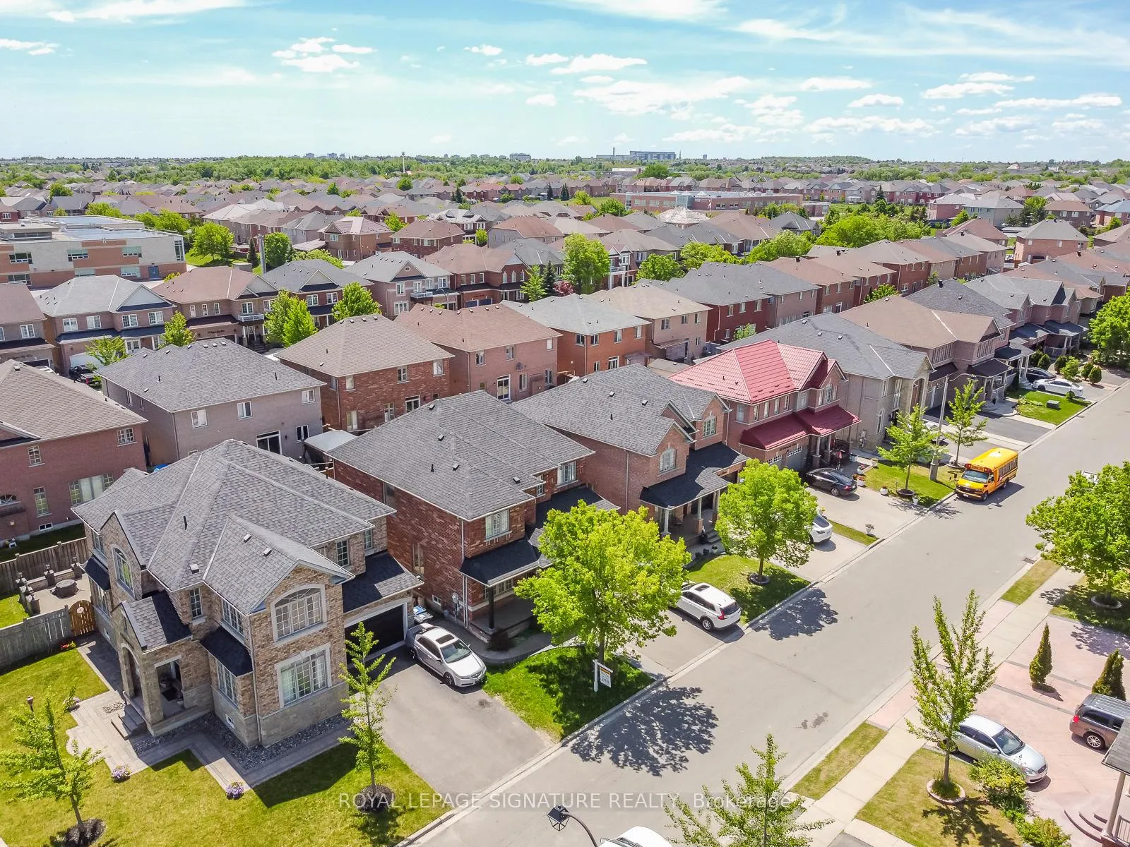 Photo 45 of 27 Permafrost Drive, Brampton, Sandringham-Wellington — HOMEH
