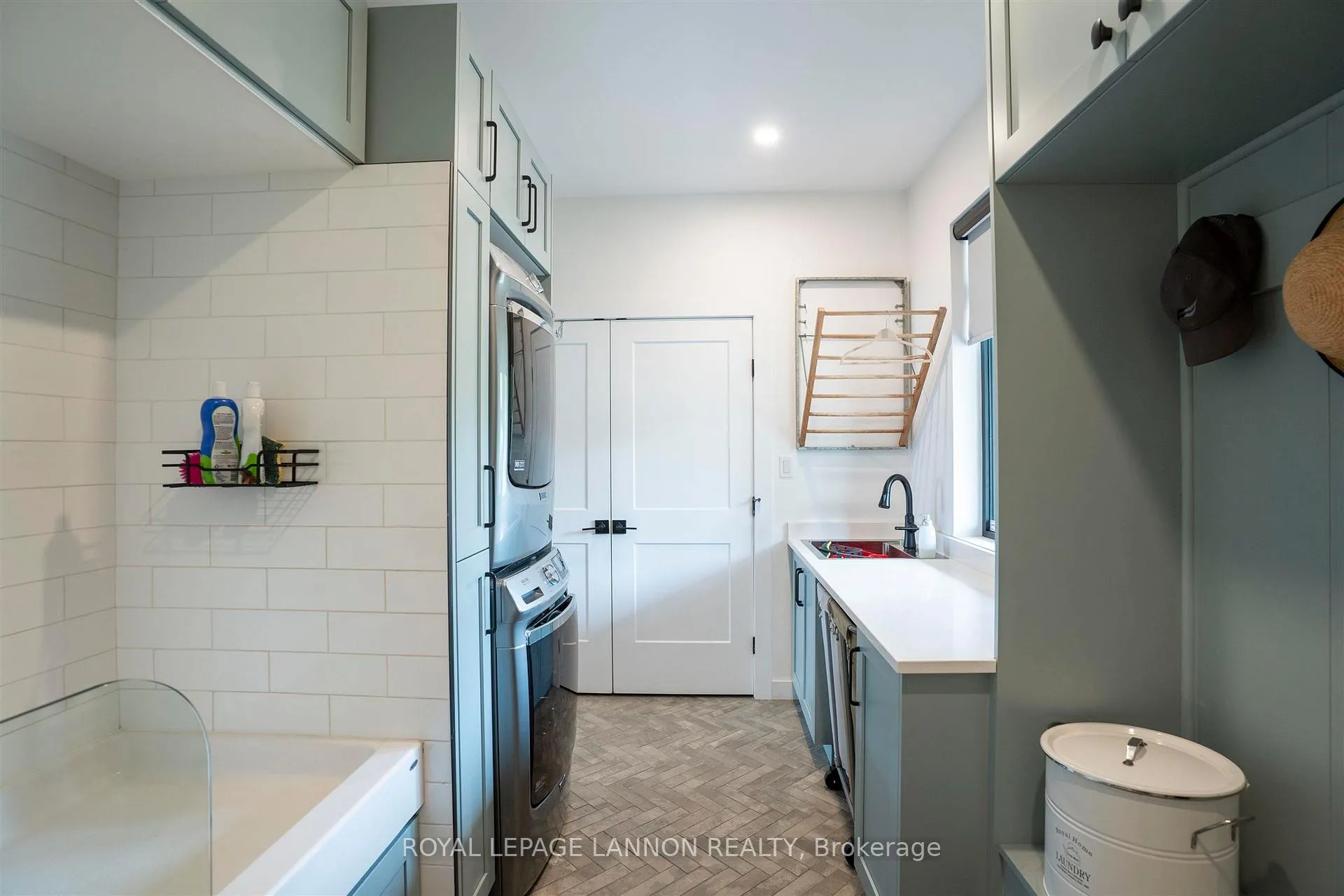 Photo 26 of 149 Mickelson Drive, Shuniah — HOMEH