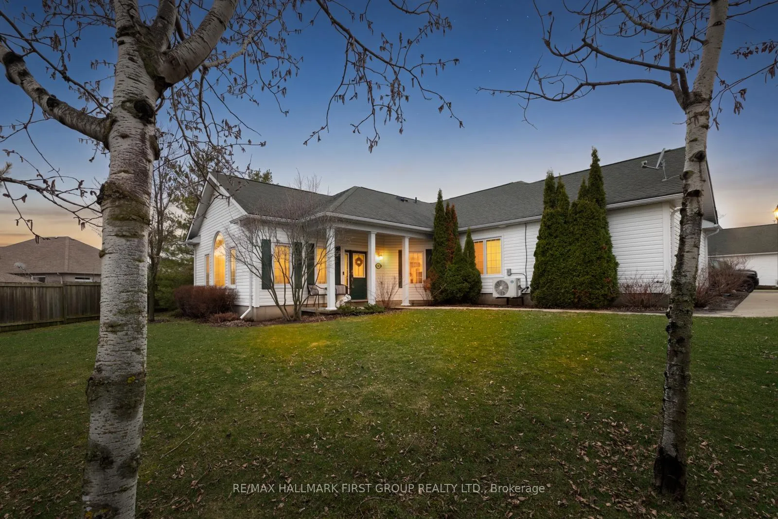 Front of Unit 1501, 325 Densmore Road