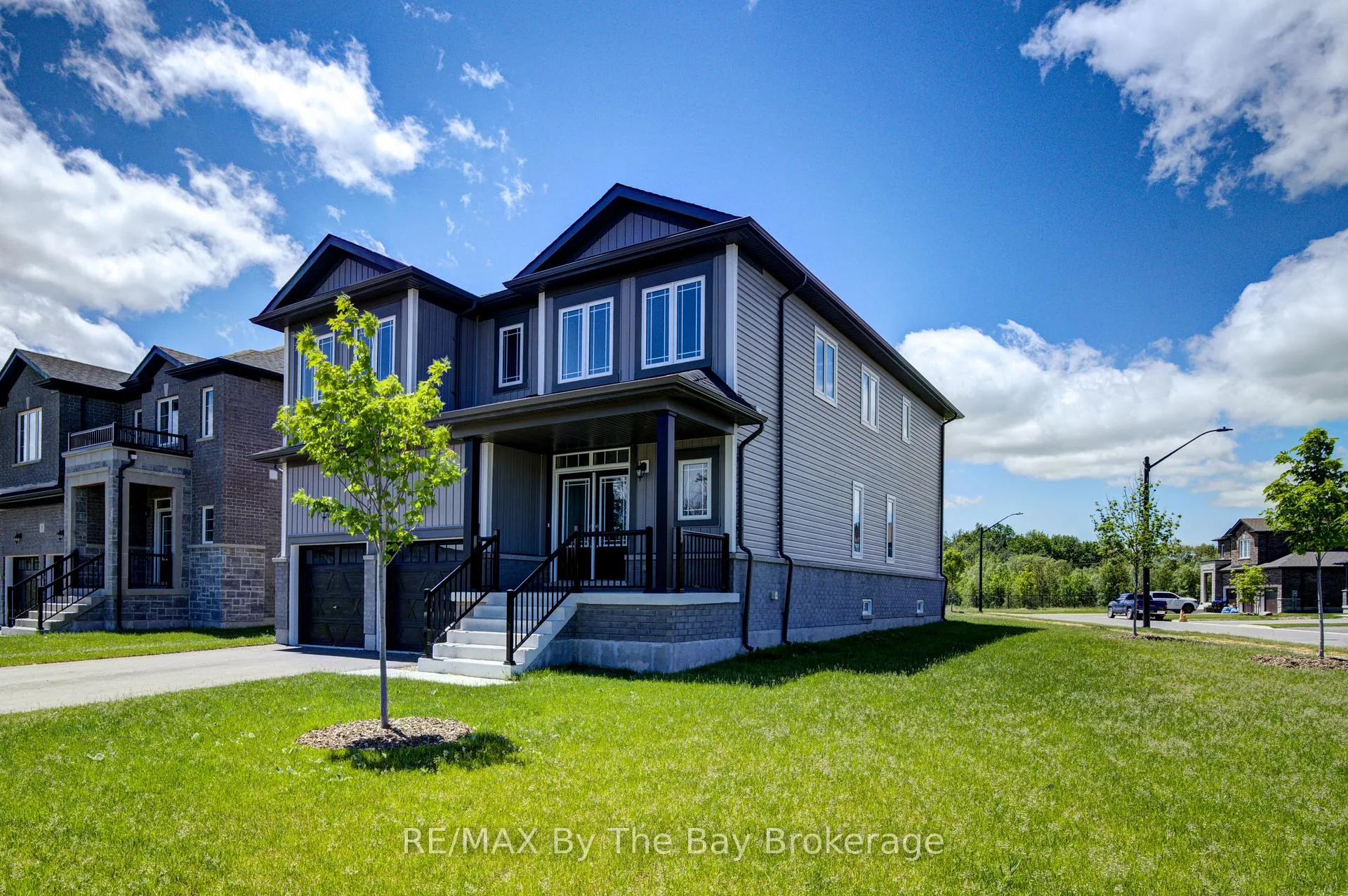 Photo 2 of 1 Amber Drive, Wasaga Beach — HOMEH