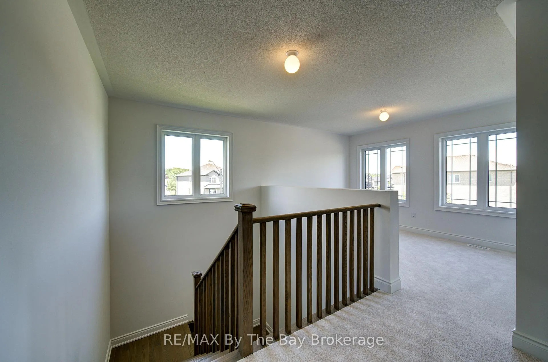 Photo 16 of 1 Amber Drive, Wasaga Beach — HOMEH