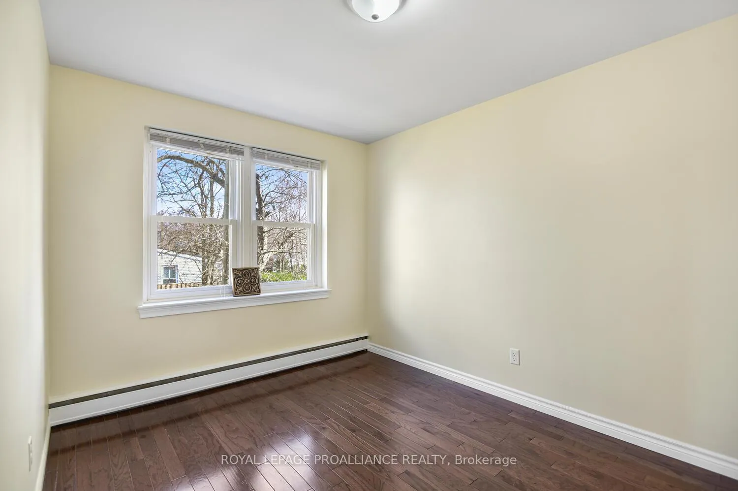 Photo 16 of Unit 11, 167 Pearl Street E, Brockville, Brockville — HOMEH