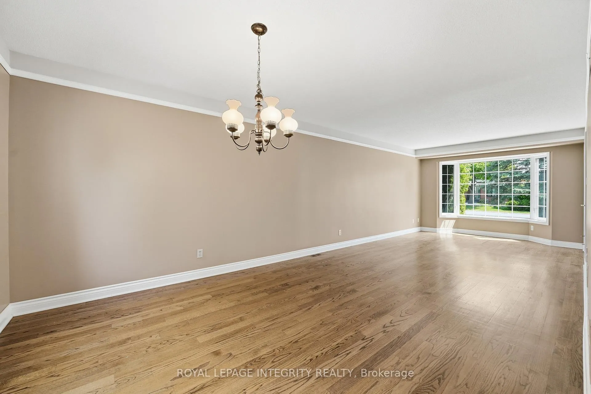 Photo 8 of 50 Bramble Wood Crescent, Ottawa, Kanata - Bridlewood — HOMEH