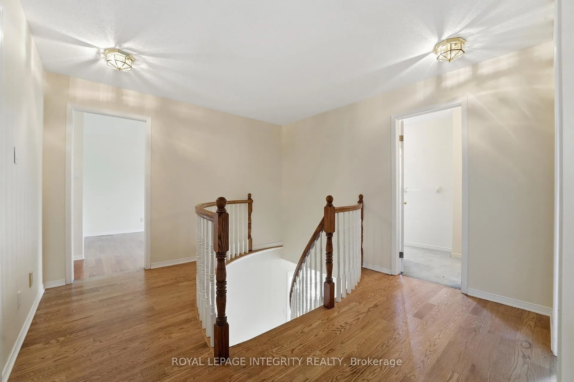 Photo 19 of 50 Bramble Wood Crescent, Ottawa, Kanata - Bridlewood — HOMEH