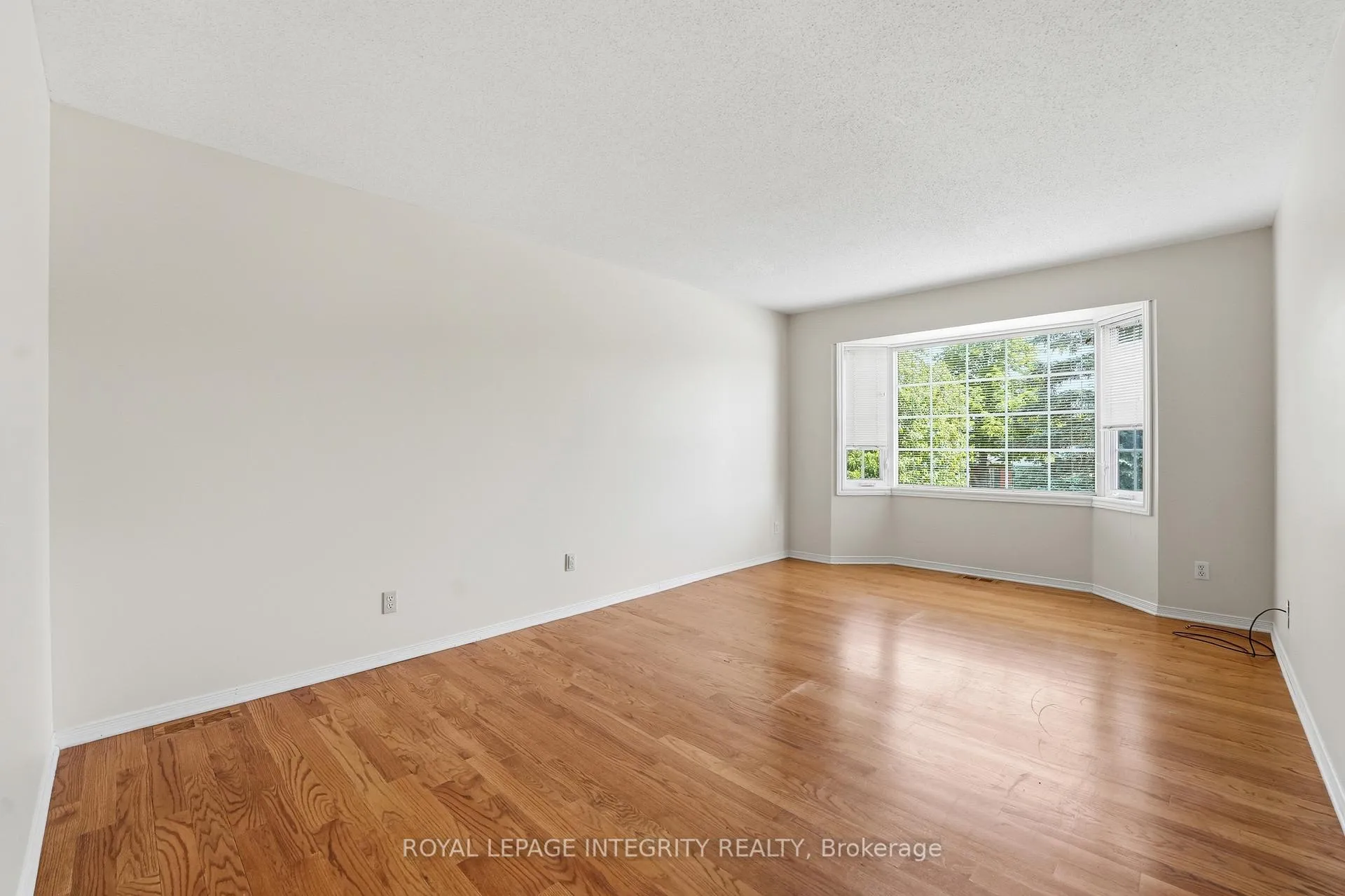 Photo 20 of 50 Bramble Wood Crescent, Ottawa, Kanata - Bridlewood — HOMEH