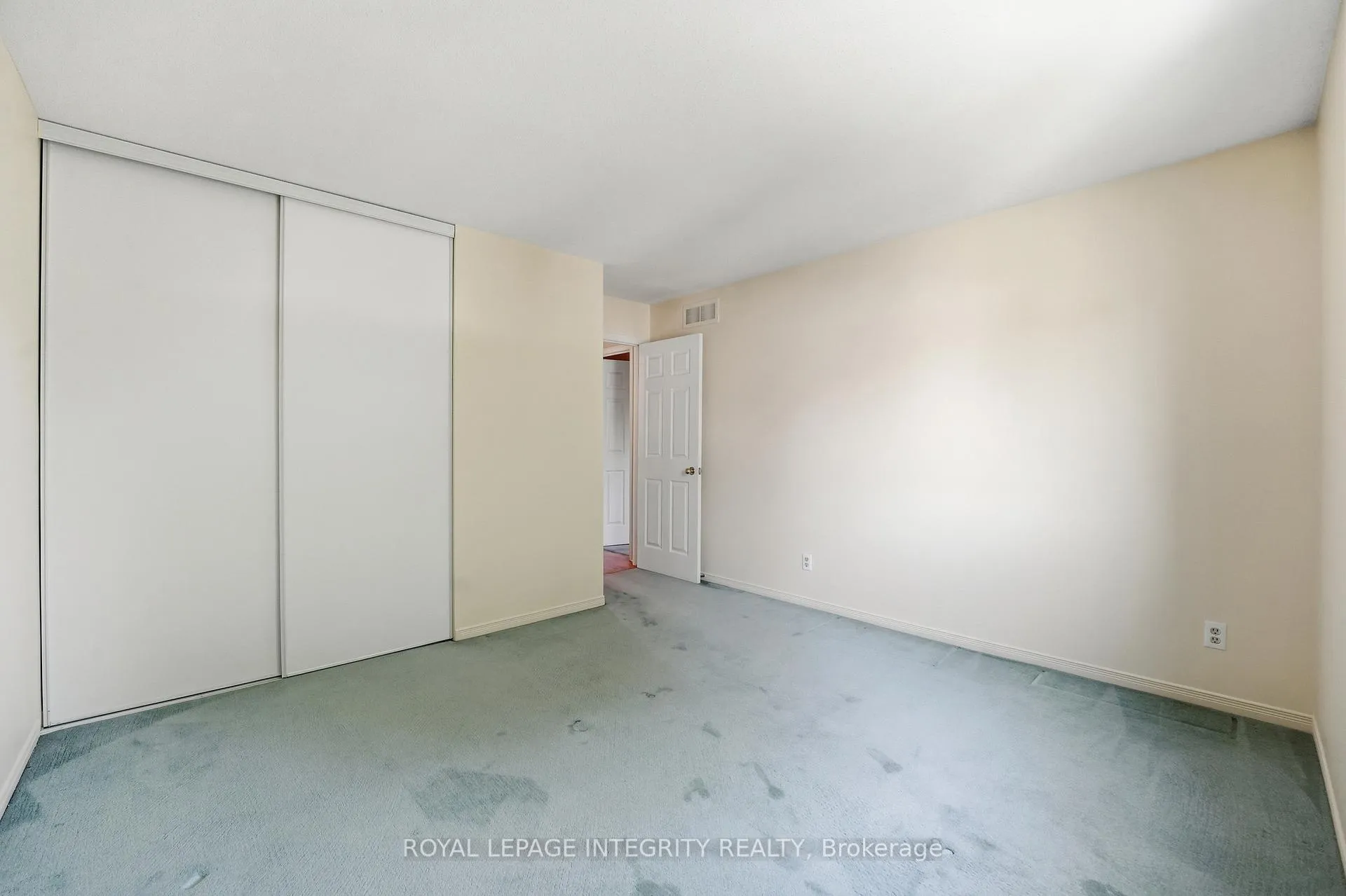 Photo 25 of 50 Bramble Wood Crescent, Ottawa, Kanata - Bridlewood — HOMEH