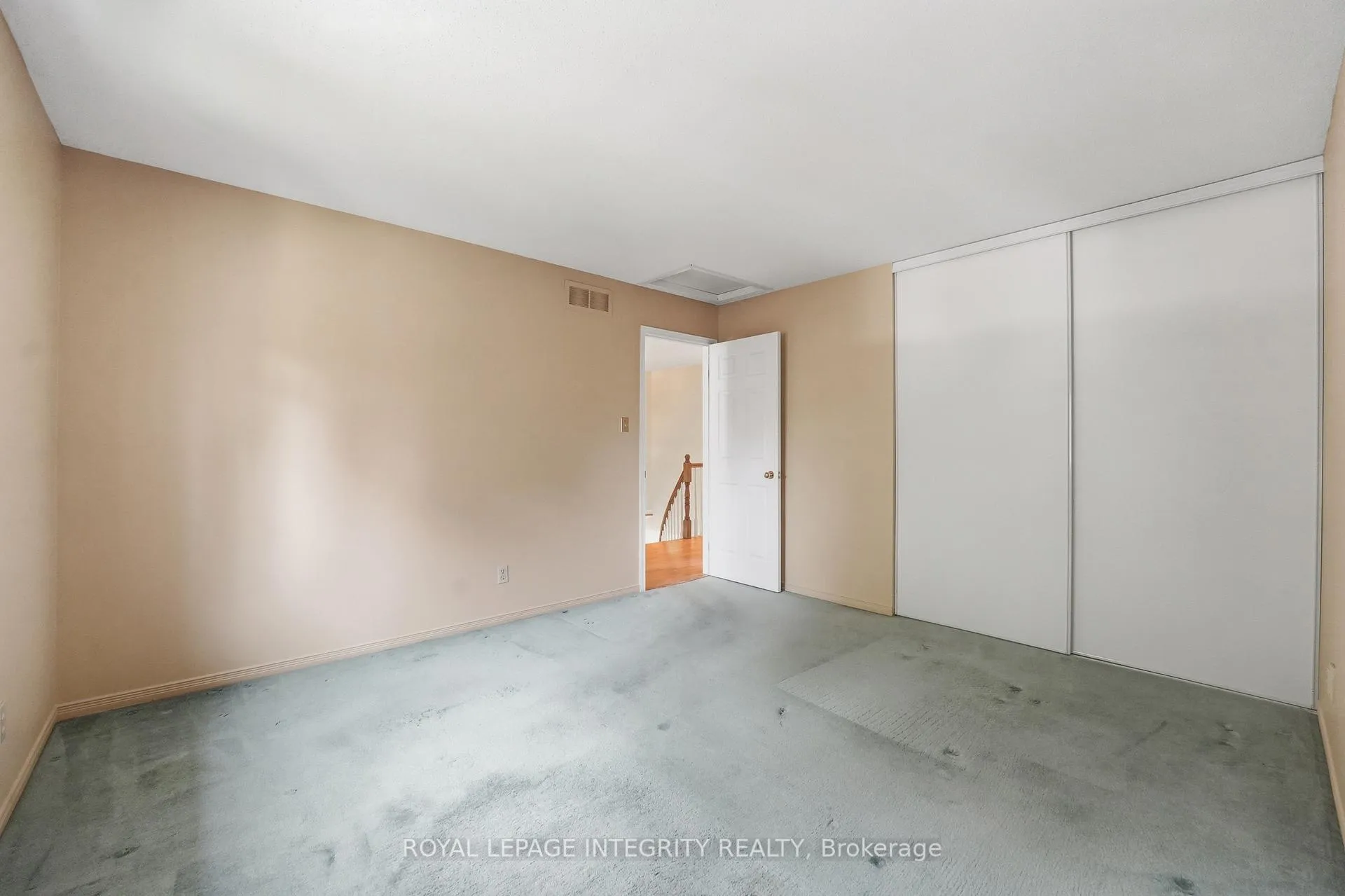 Photo 27 of 50 Bramble Wood Crescent, Ottawa, Kanata - Bridlewood — HOMEH