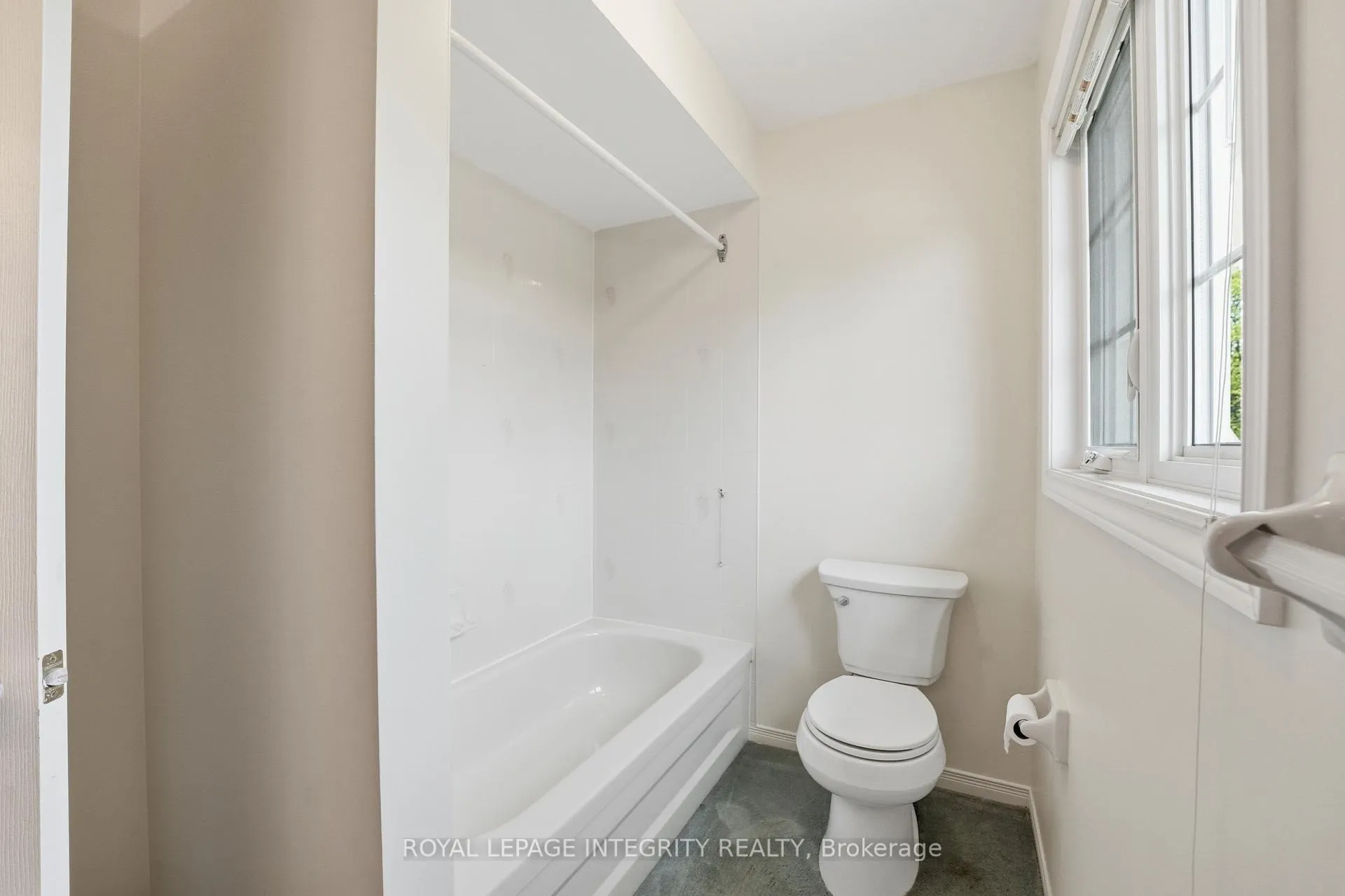 Photo 31 of 50 Bramble Wood Crescent, Ottawa, Kanata - Bridlewood — HOMEH