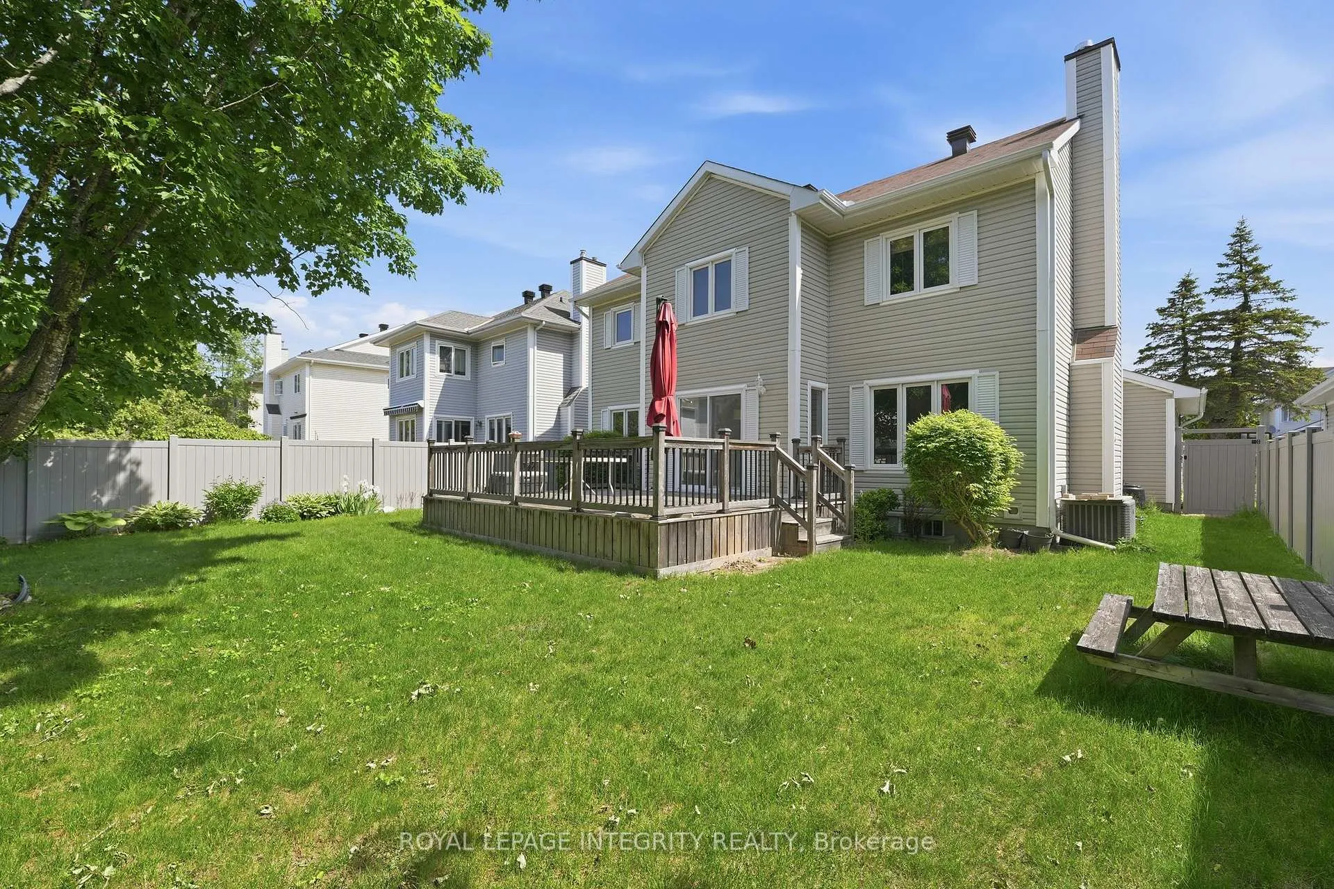 Photo 32 of 50 Bramble Wood Crescent, Ottawa, Kanata - Bridlewood — HOMEH