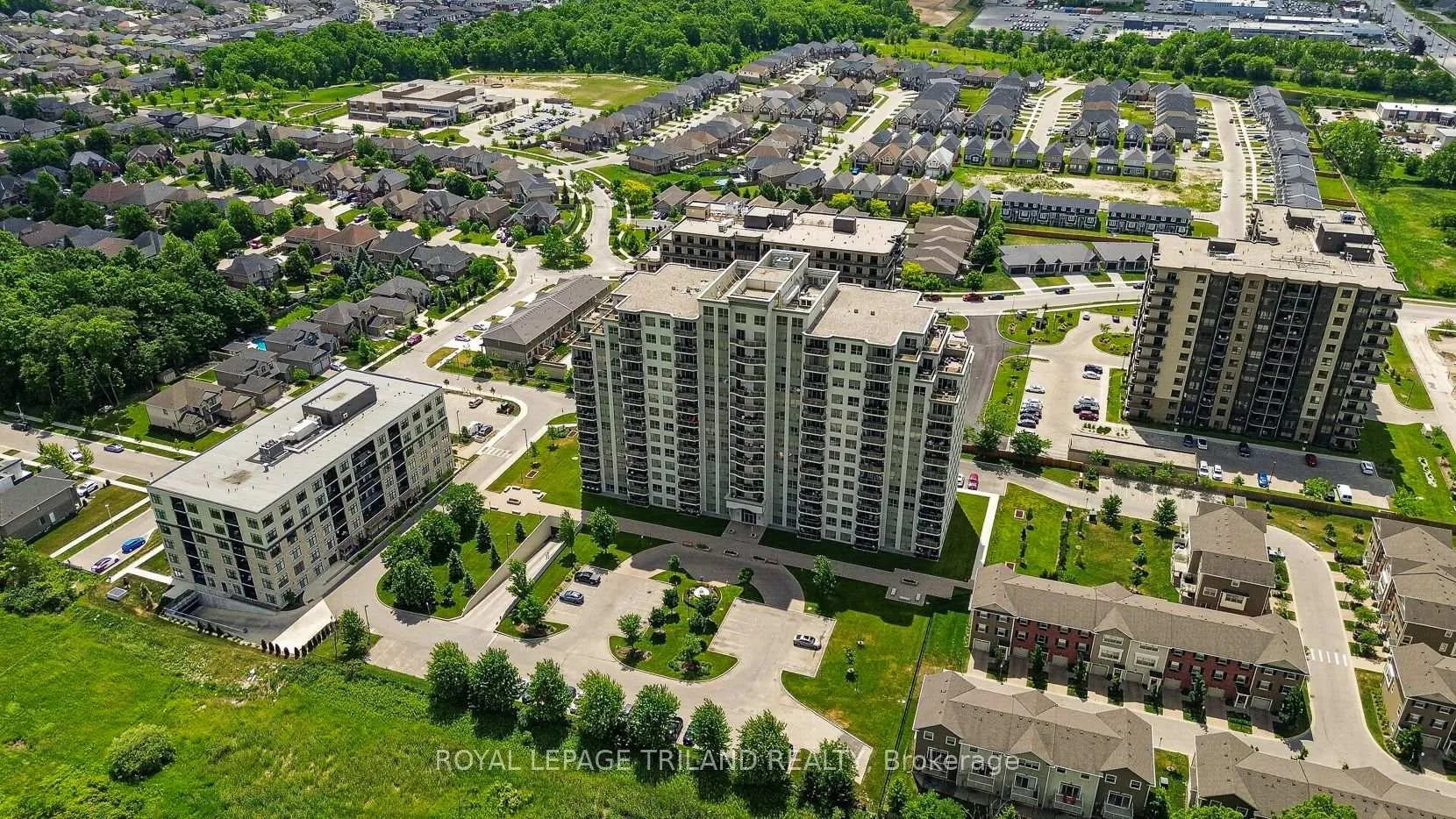 Photo 2 of Unit 203, 1030 Coronation Drive, London, North I — HOMEH
