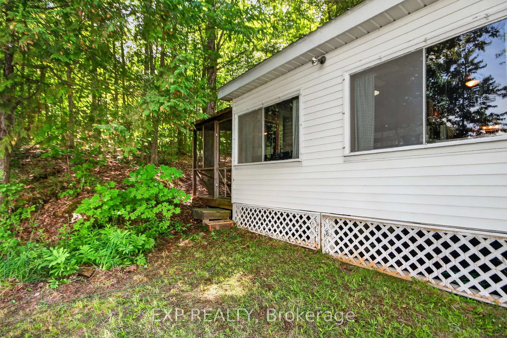 Photo 15 of 61 Cedar Haven Lane, Frontenac, Frontenac South — HOMEH