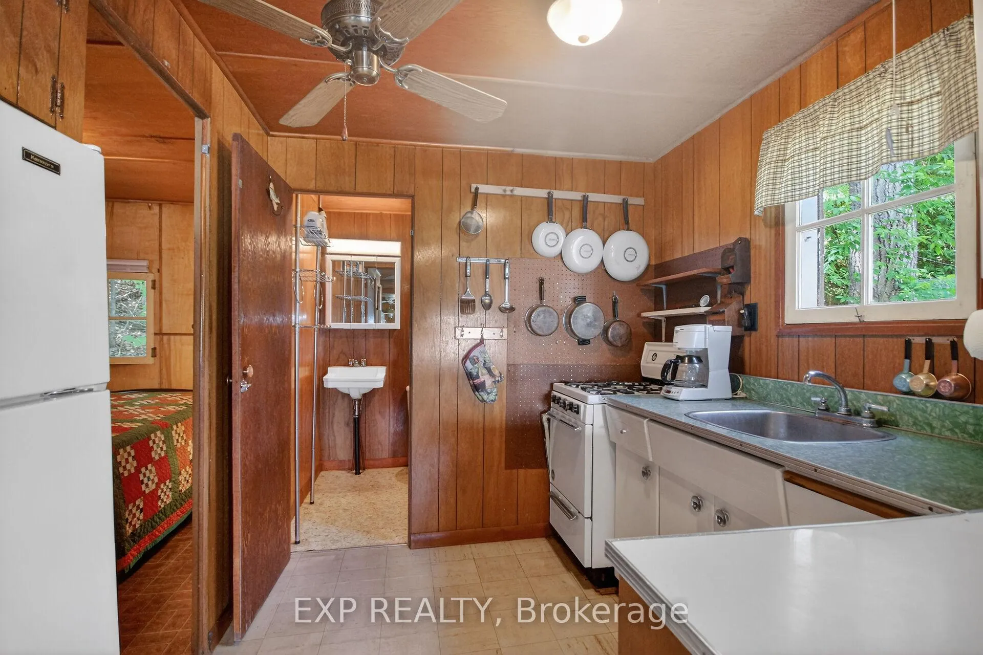 Photo 25 of 61 Cedar Haven Lane, Frontenac, Frontenac South — HOMEH