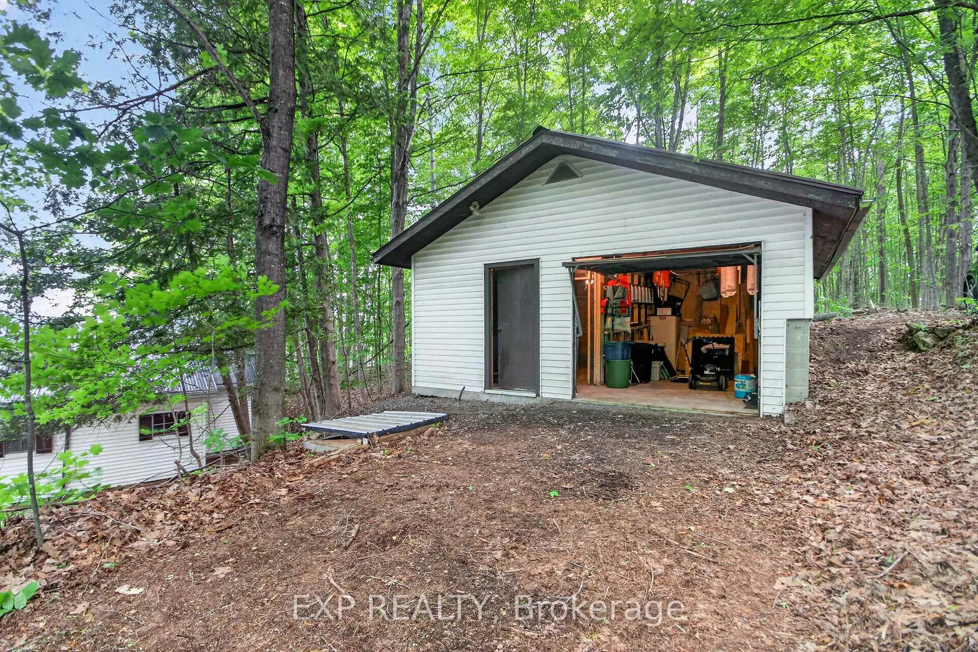 Photo 39 of 61 Cedar Haven Lane, Frontenac, Frontenac South — HOMEH