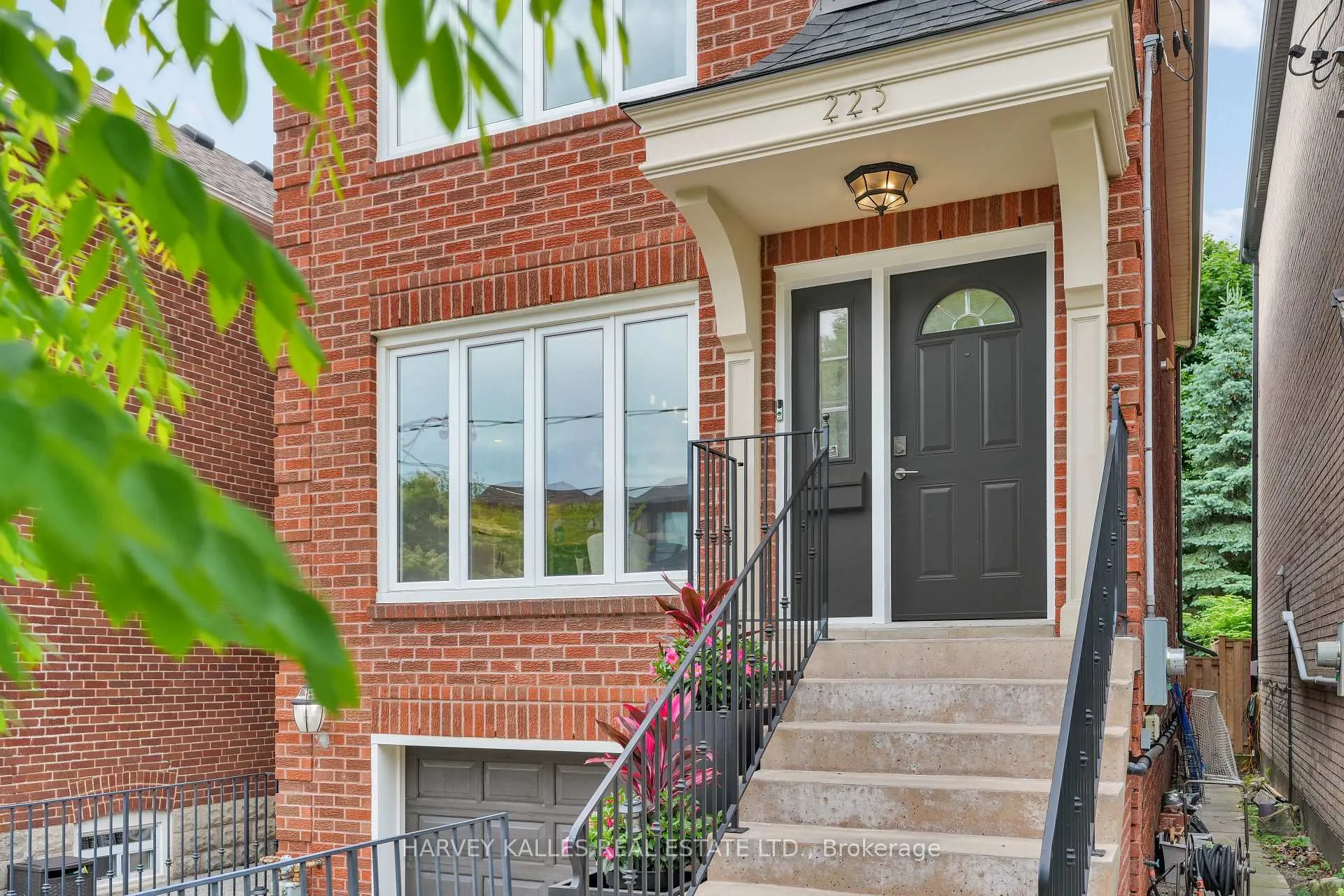 Photo 3 of 223 Glenforest Road, Toronto, Lawrence Park North — HOMEH