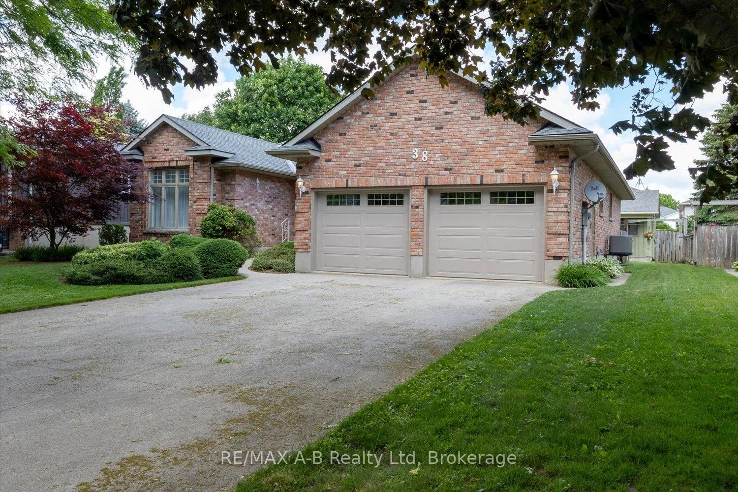 Photo 1 of 38 Murray Hill Road, Stratford — HOMEH