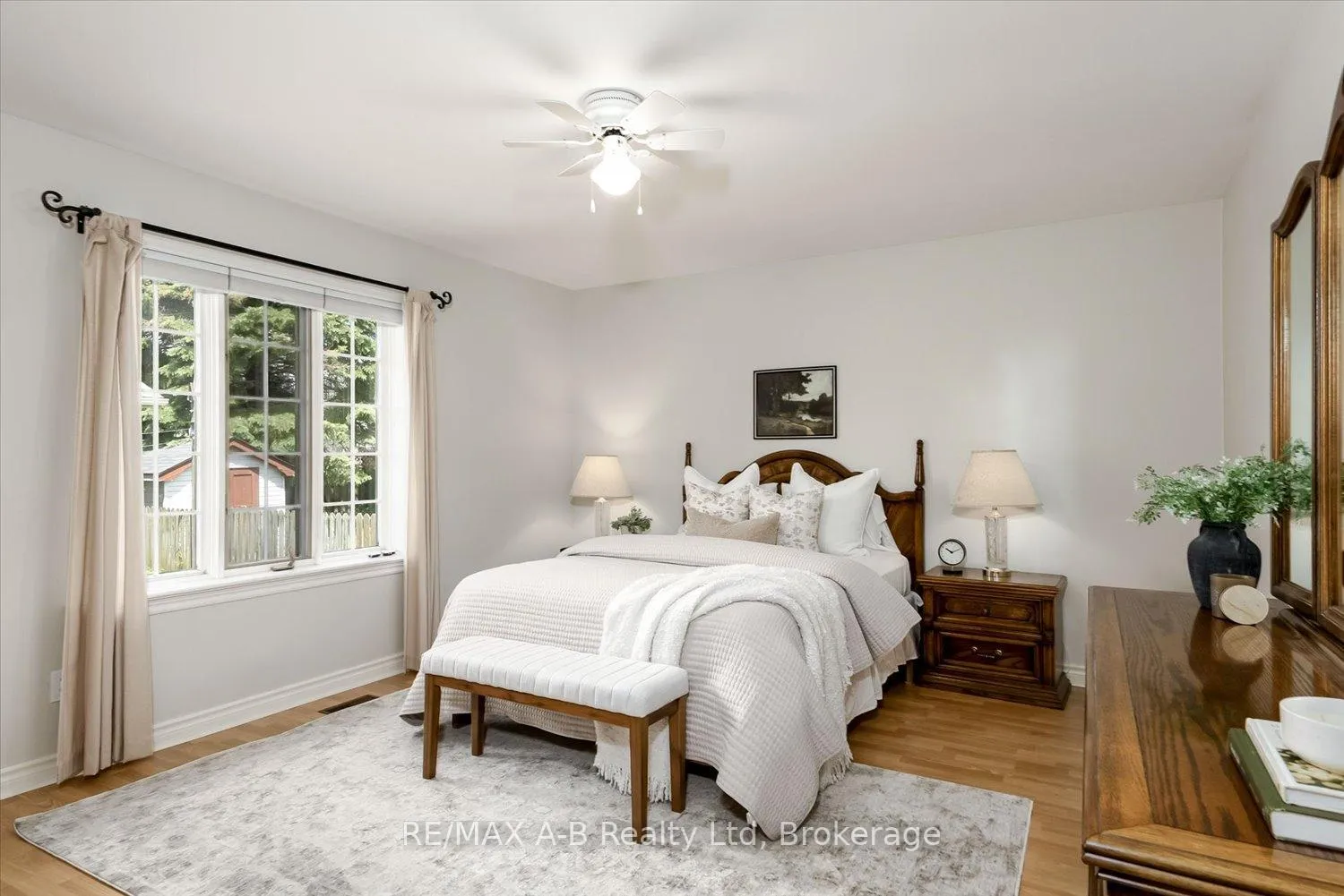 Photo 21 of 38 Murray Hill Road, Stratford — HOMEH