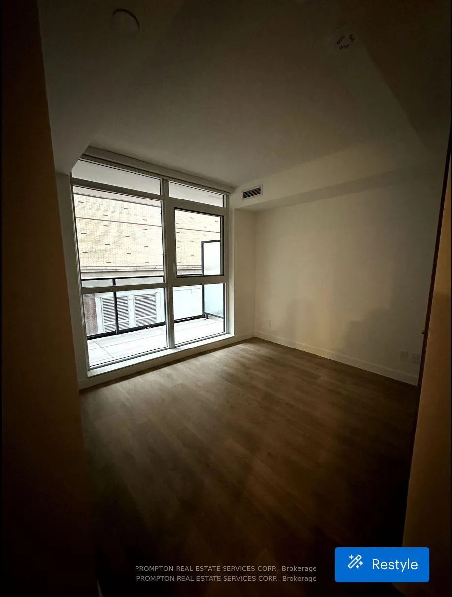 Photo 3 of Unit 505, 38 Widmer Street, Toronto, Waterfront Communities — HOMEH