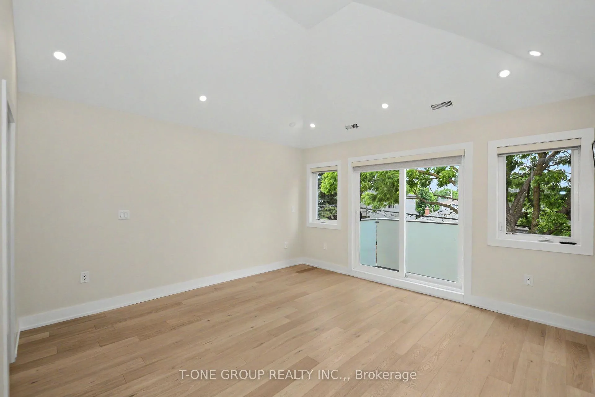 Photo 14 of 77 Wiley Avenue, Toronto, Danforth Village-East York — HOMEH