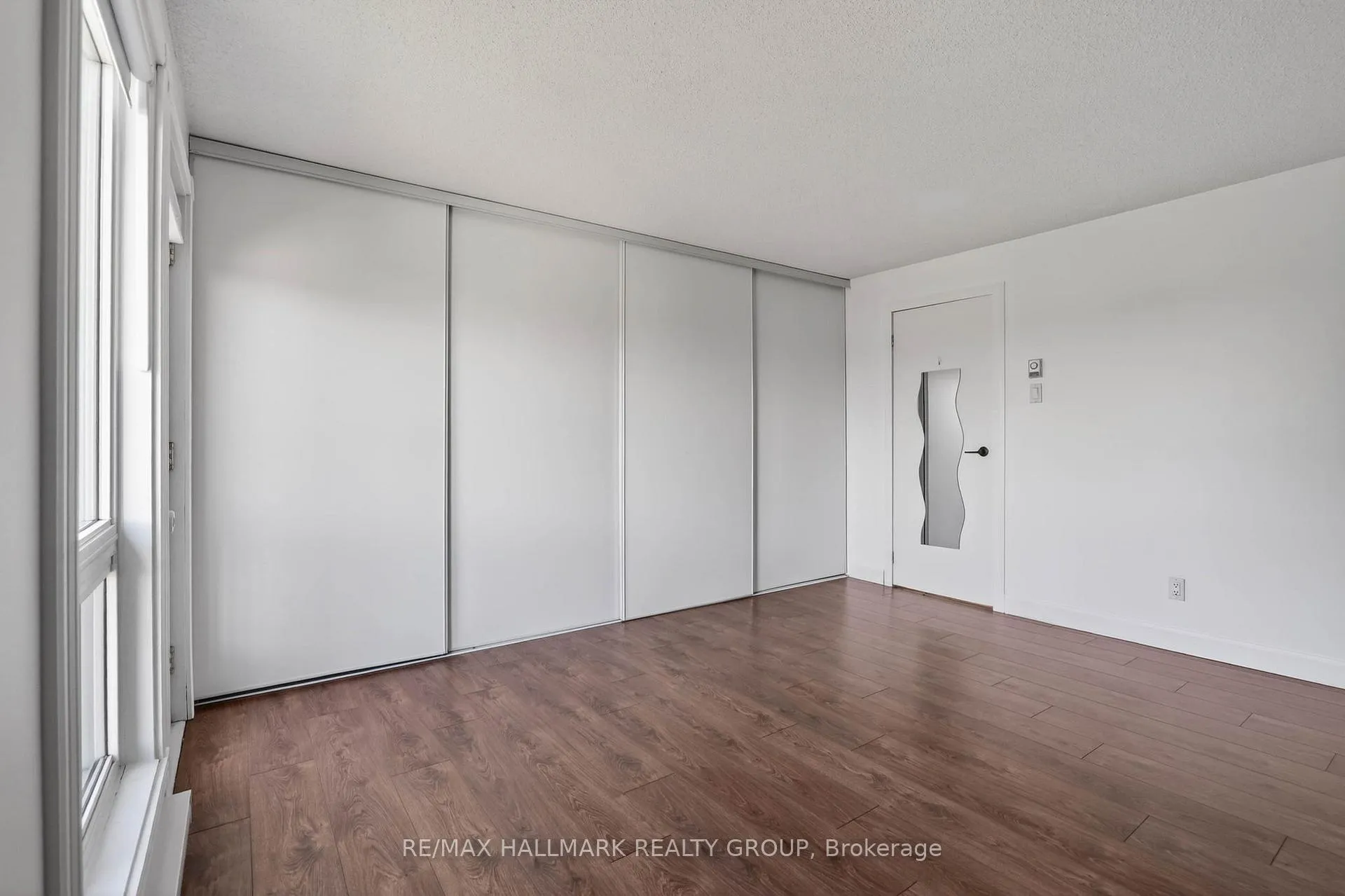 Photo 14 of Unit 6609B, 6609 Bilberry Drive, Ottawa, Convent Glen North — HOMEH
